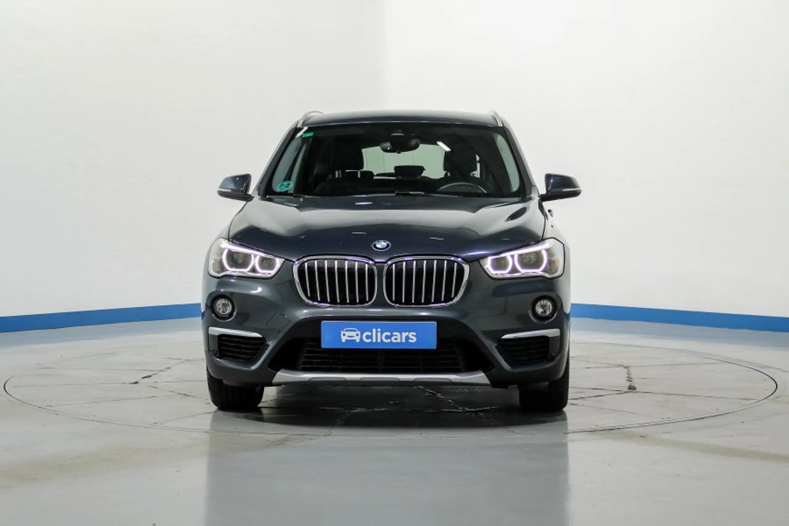 BMW - X1