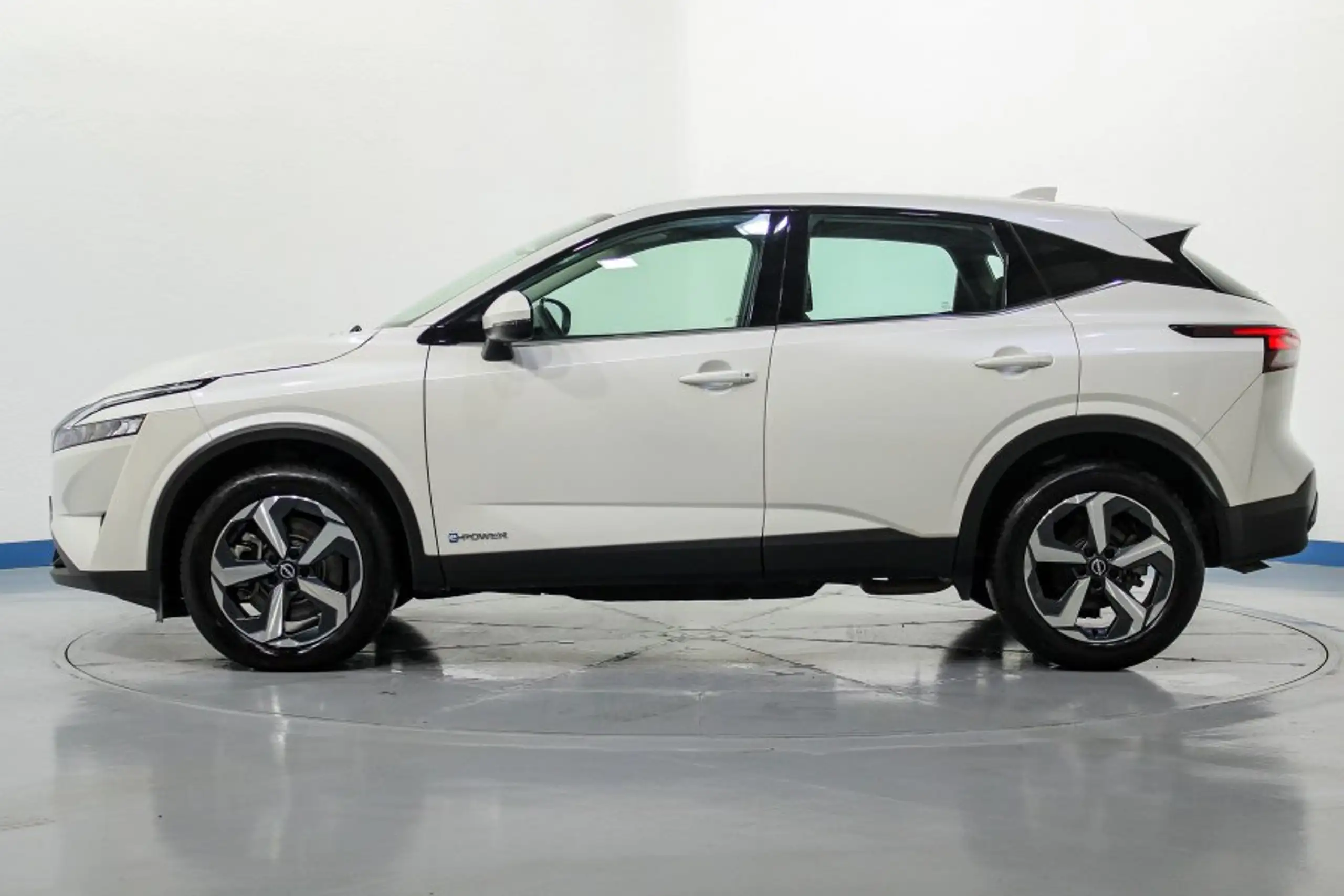 Nissan - Qashqai