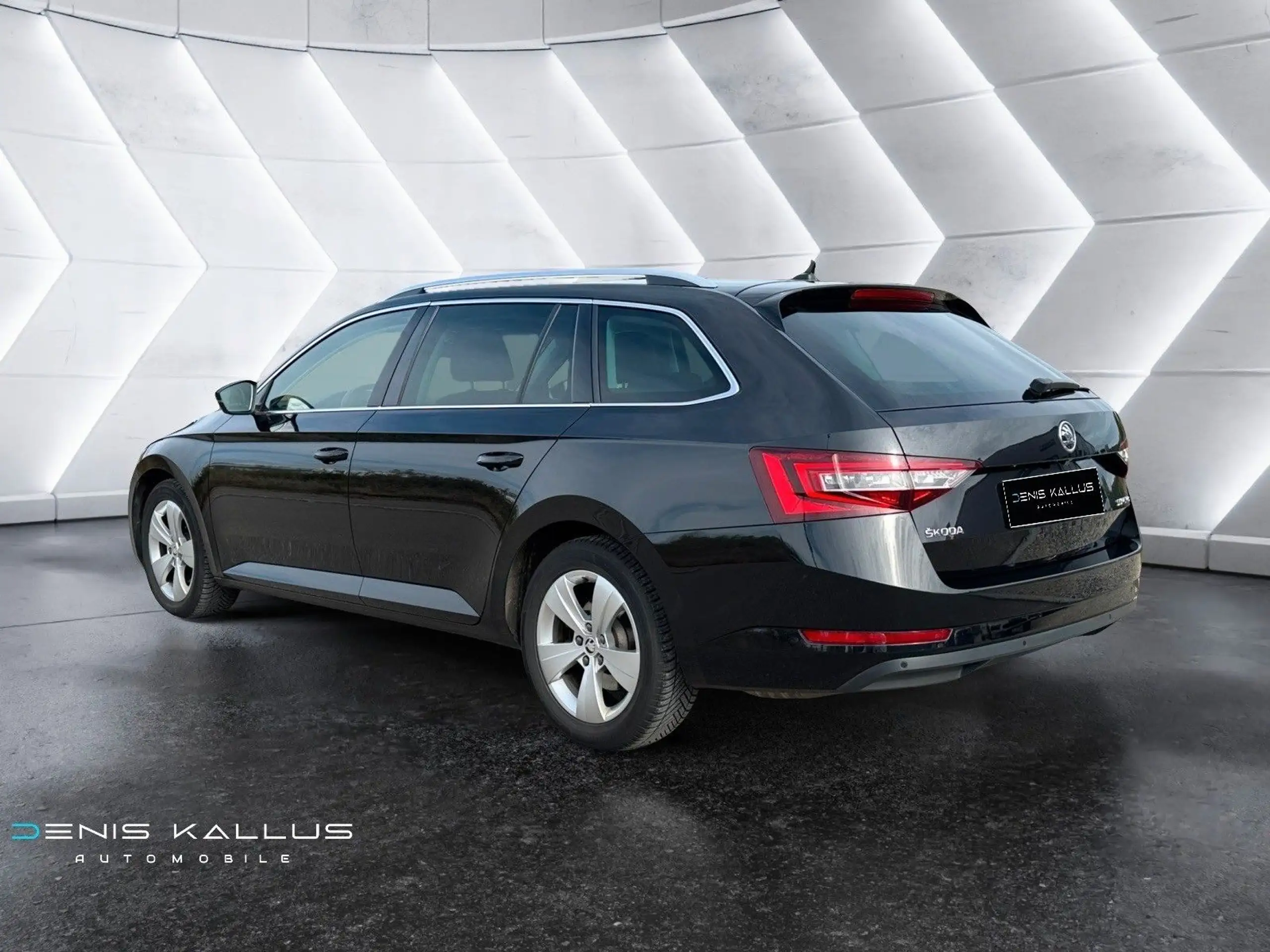 Skoda - Superb