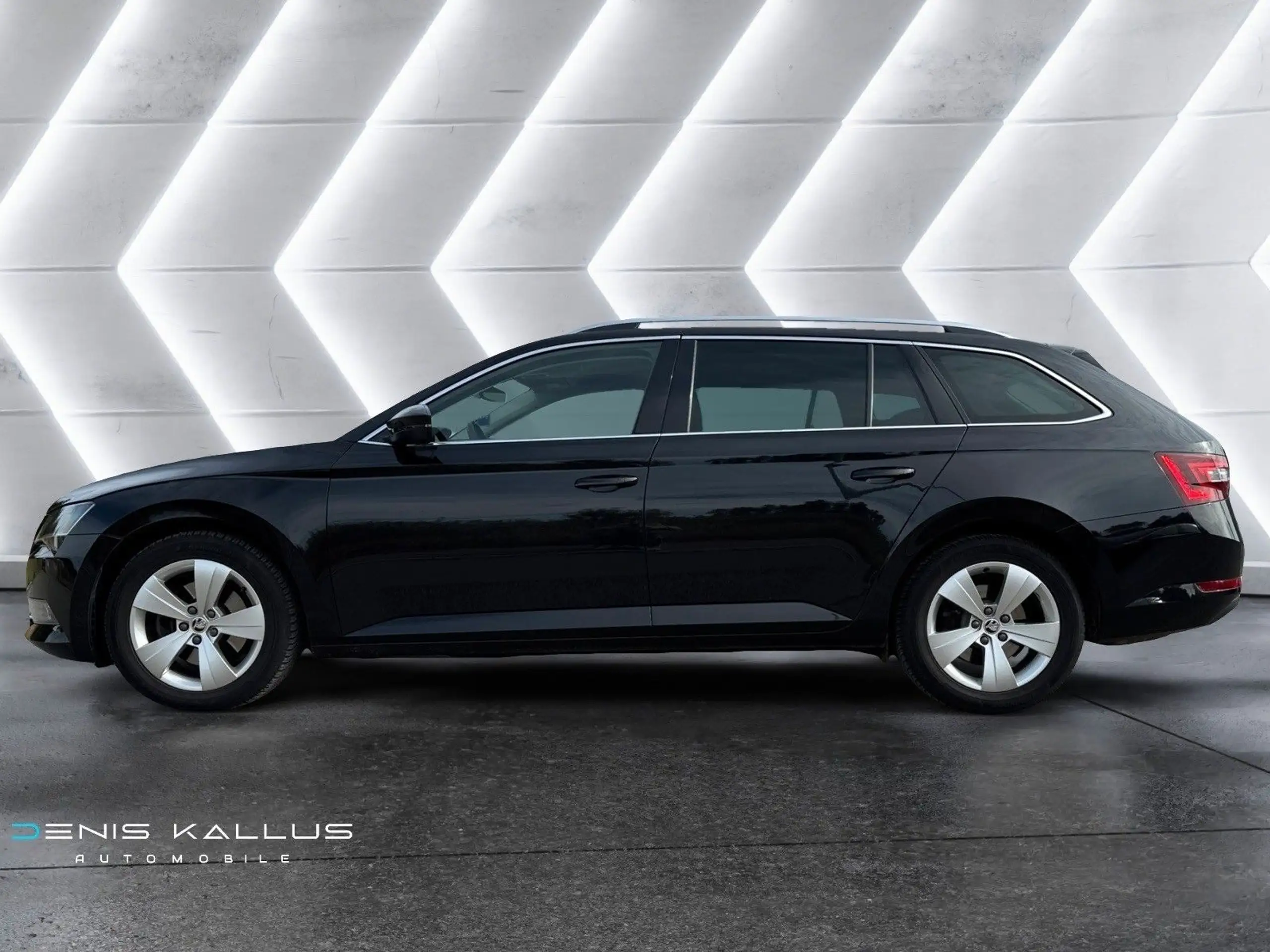 Skoda - Superb