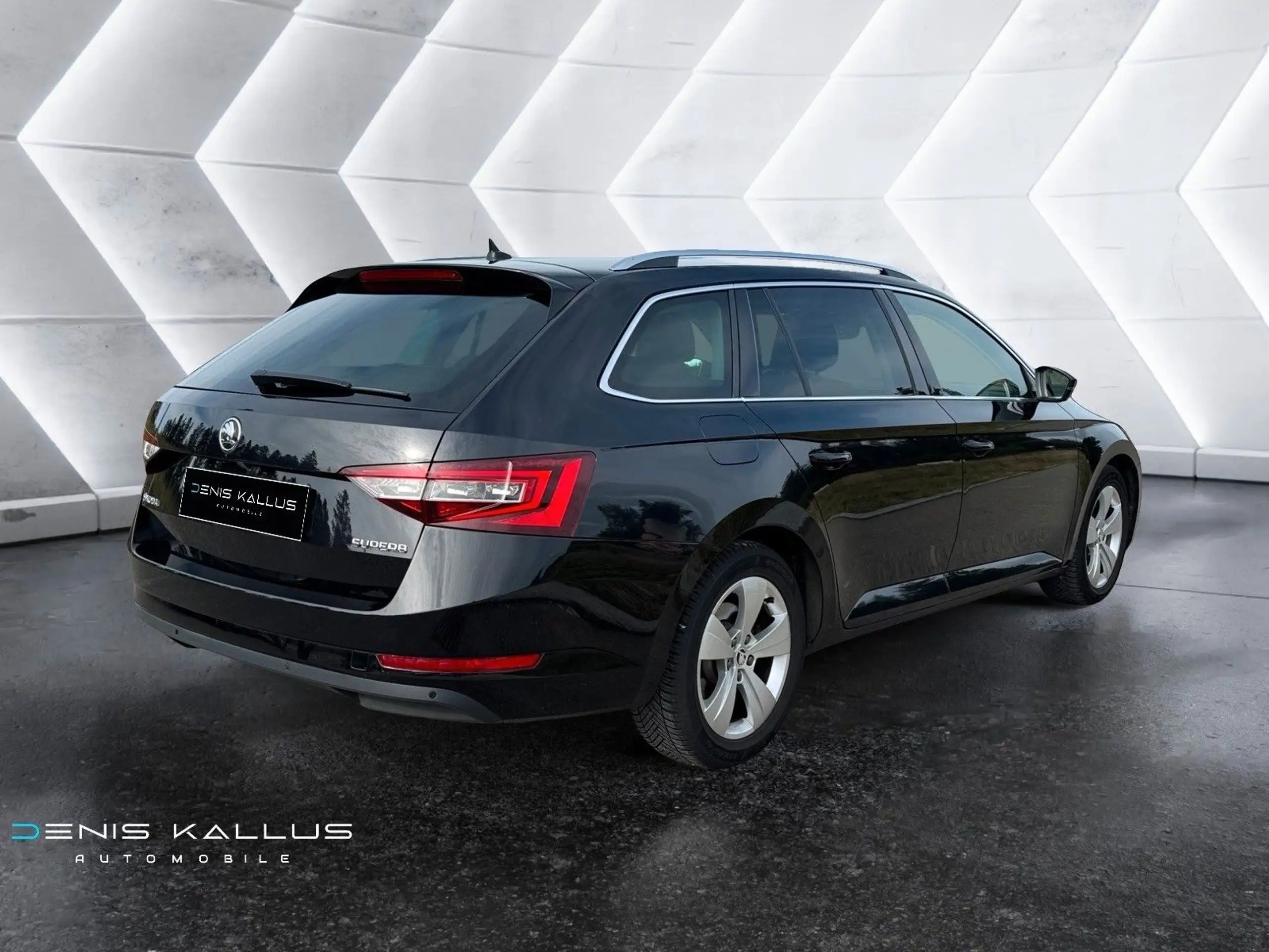 Skoda - Superb