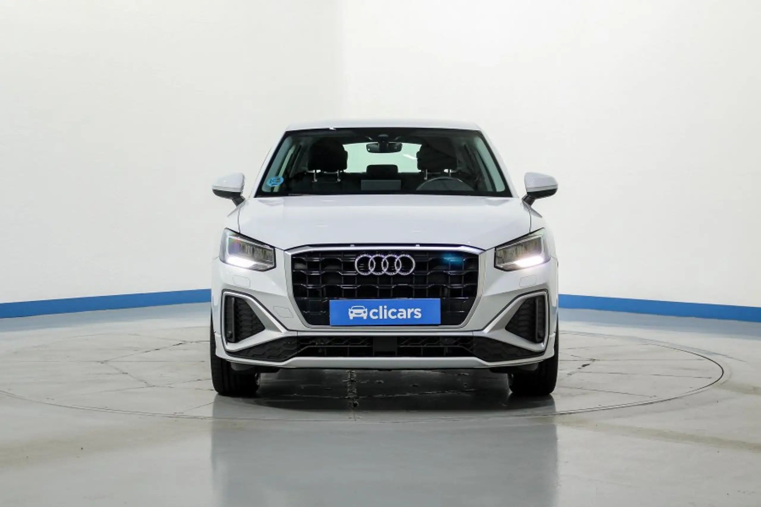 Audi - Q2