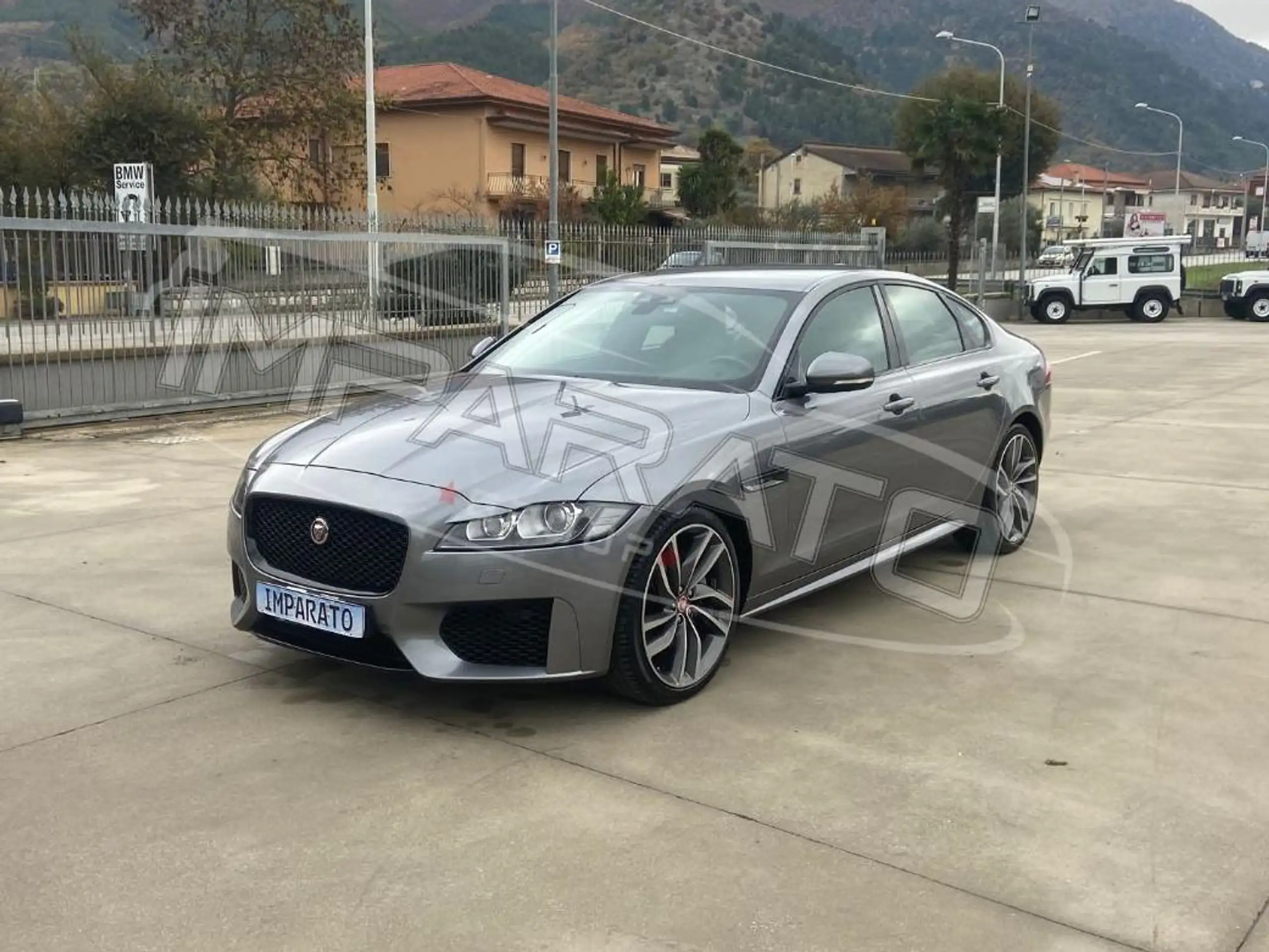 Jaguar - XF