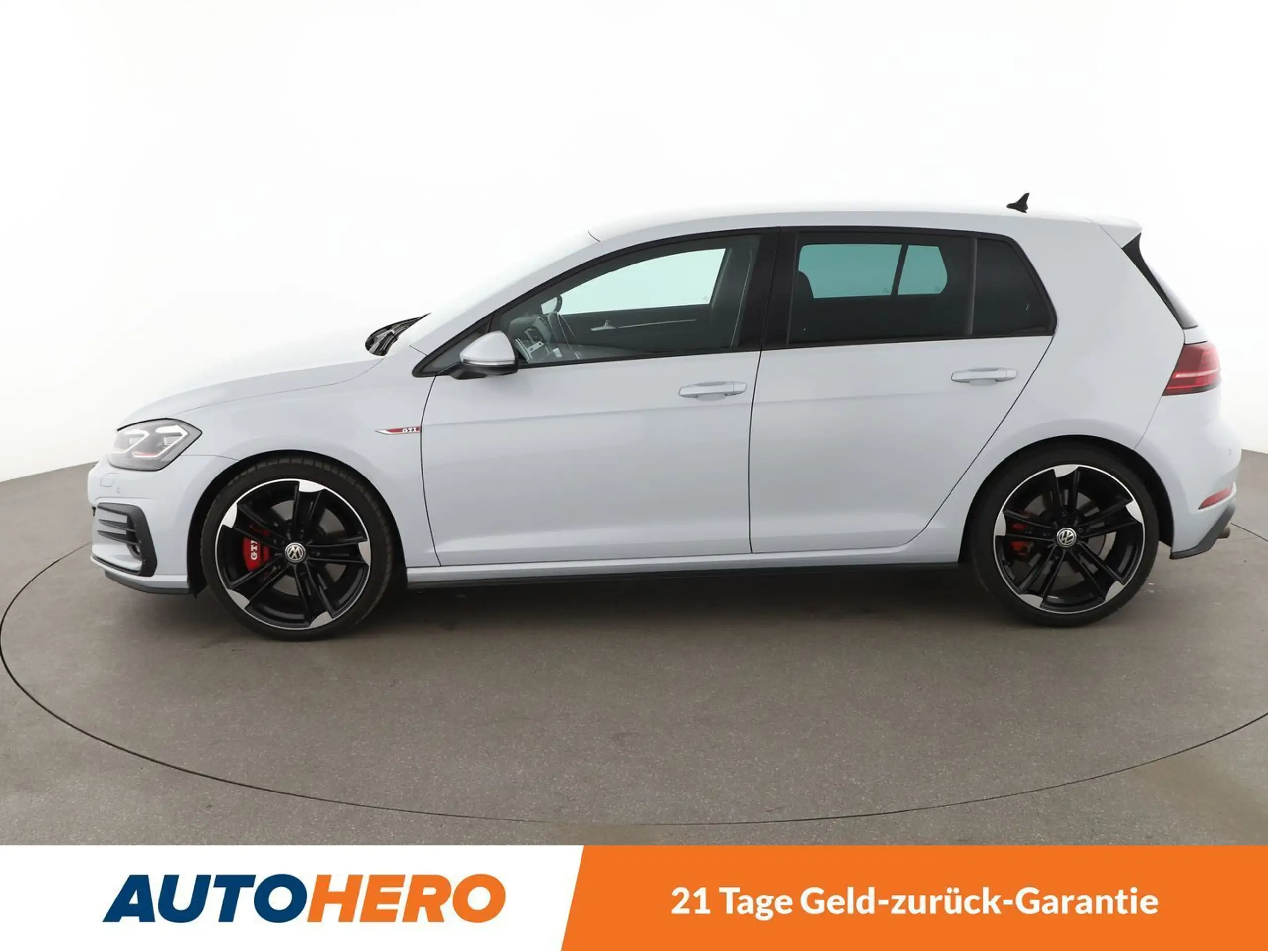 Volkswagen - Golf GTI