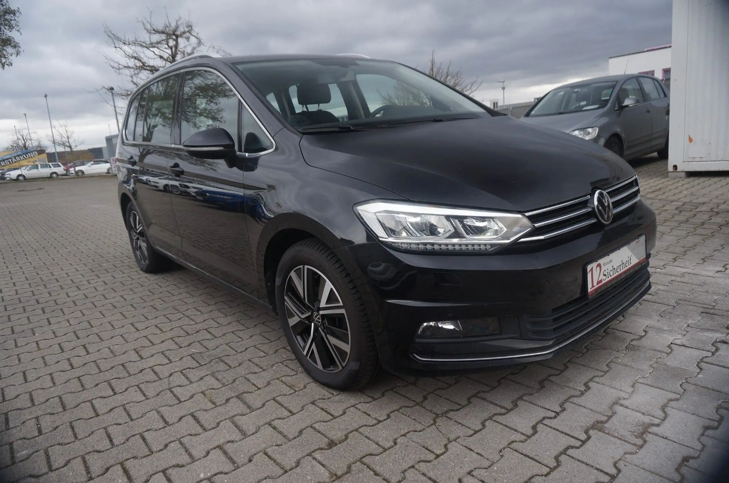 Volkswagen - Touran