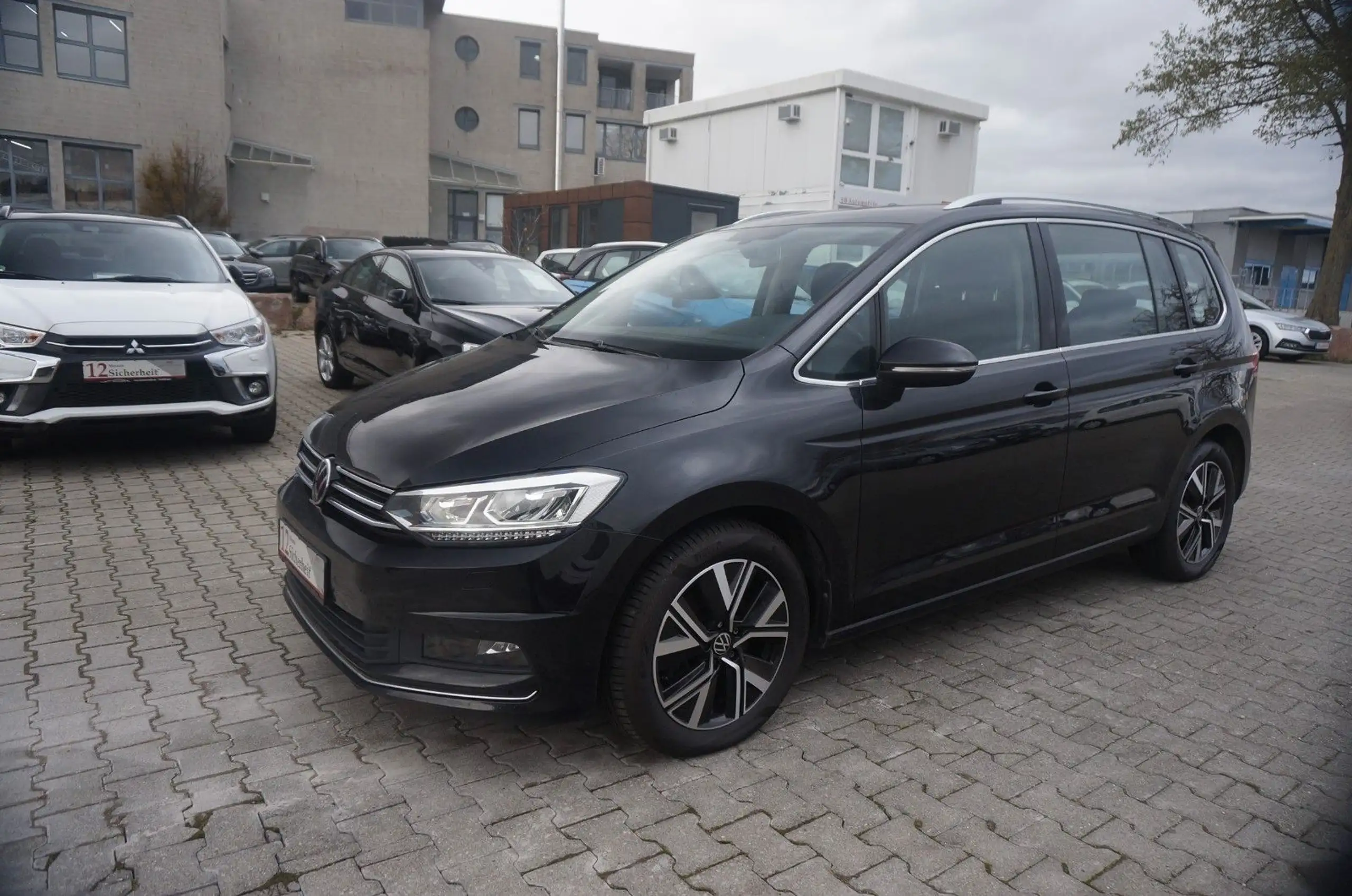 Volkswagen - Touran