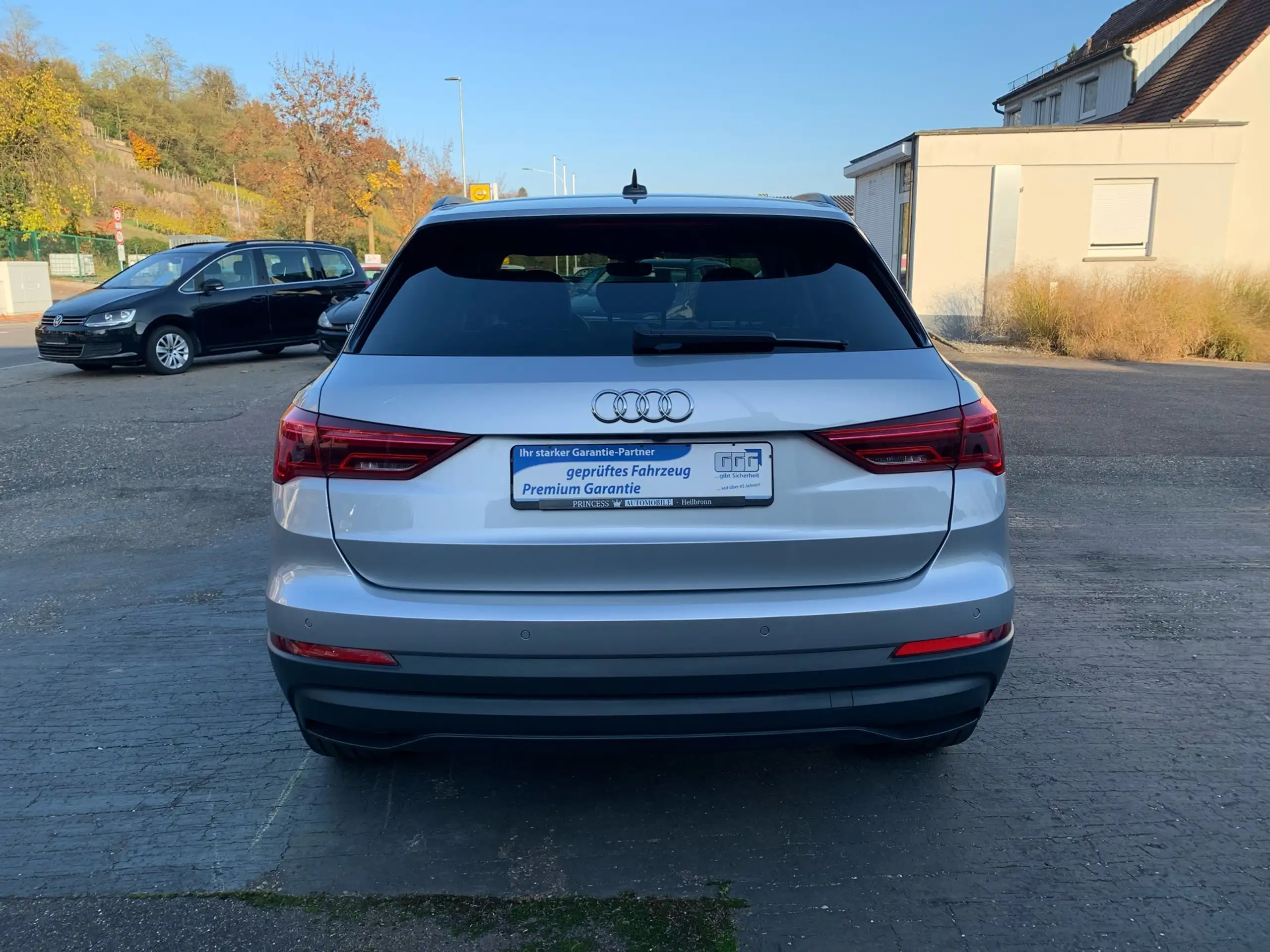 Audi - Q3