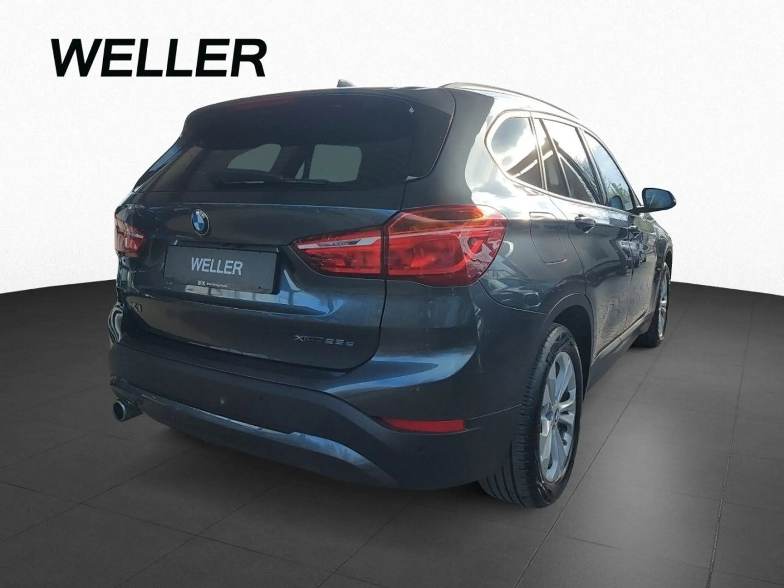 BMW - X1