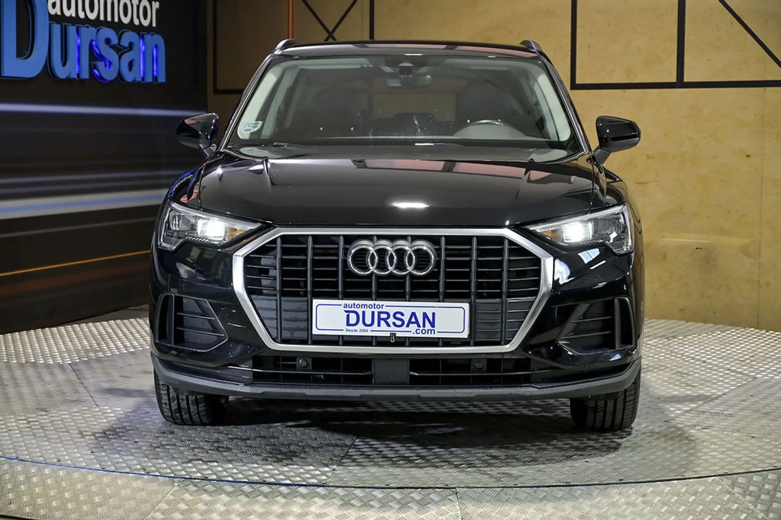 Audi - Q3