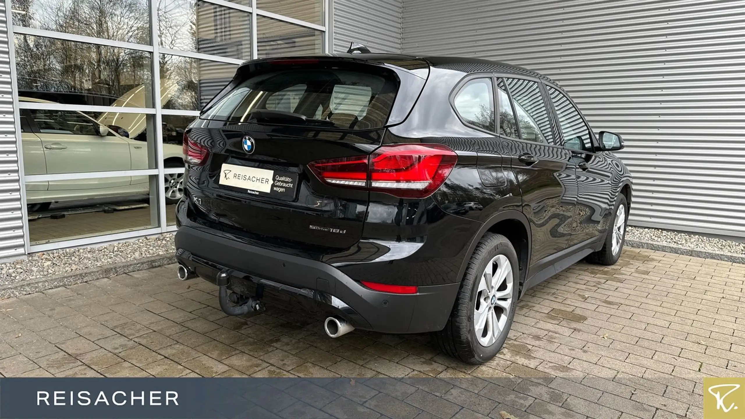 BMW - X1