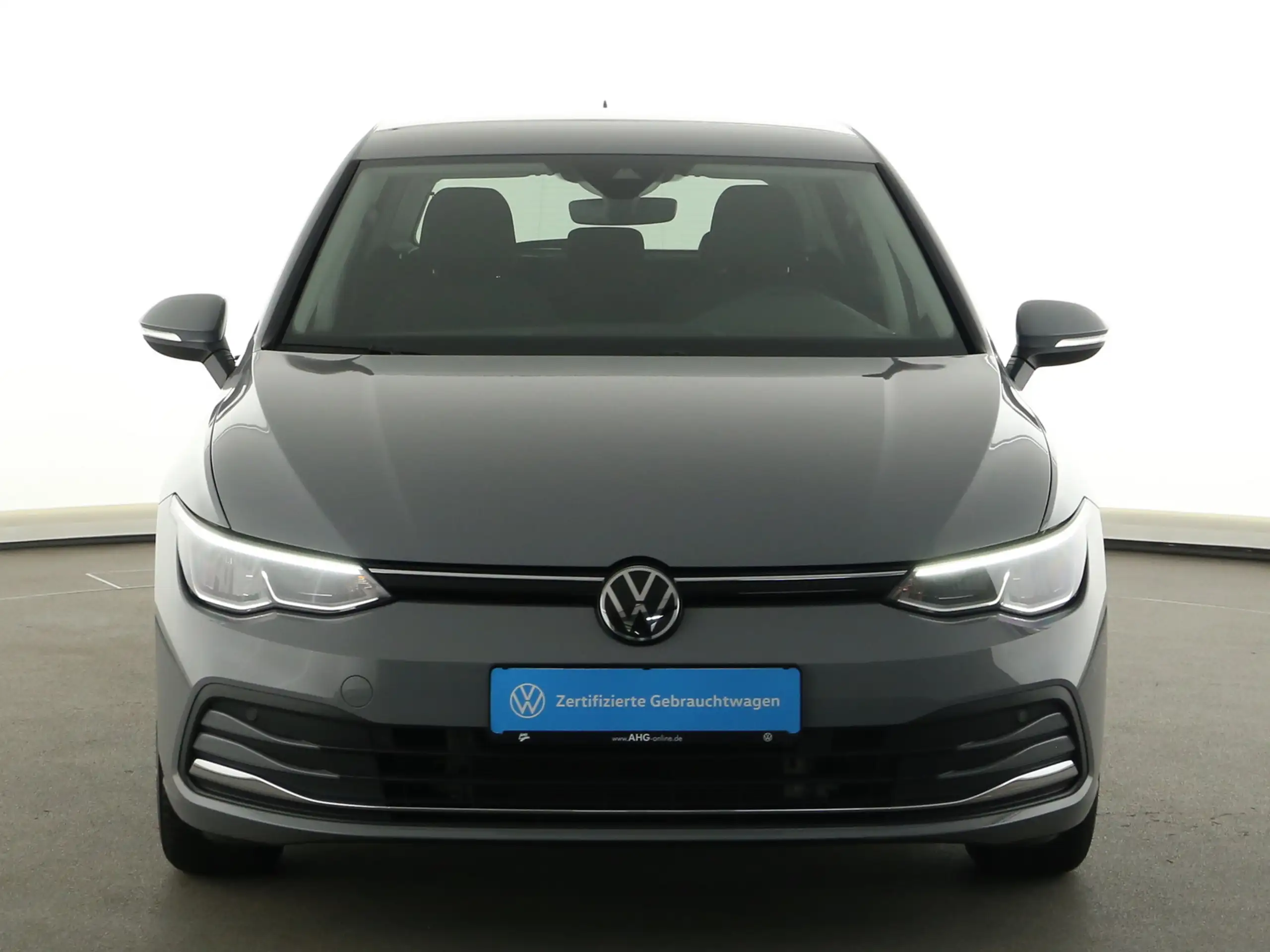 Volkswagen - Golf