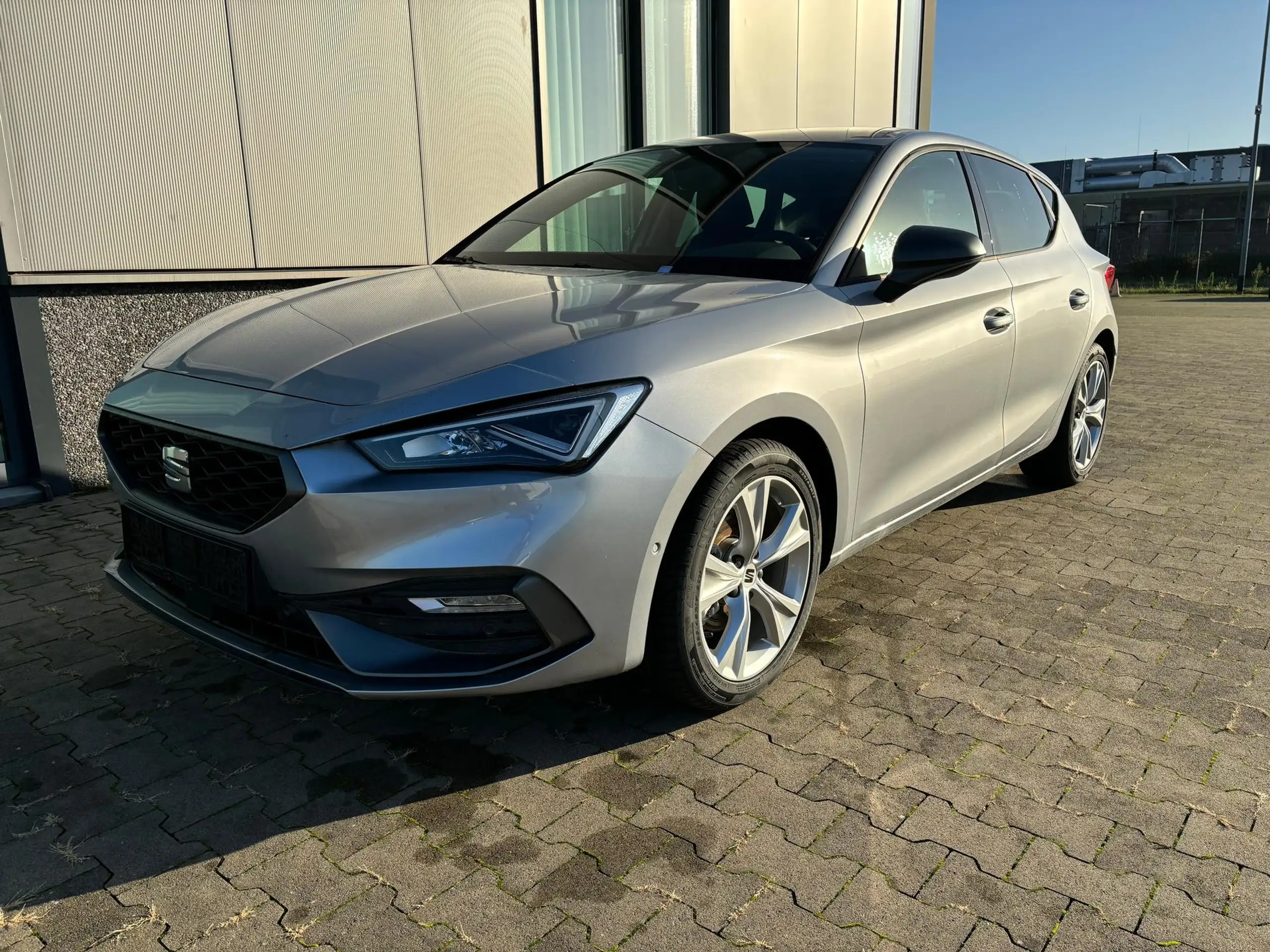 SEAT - Leon