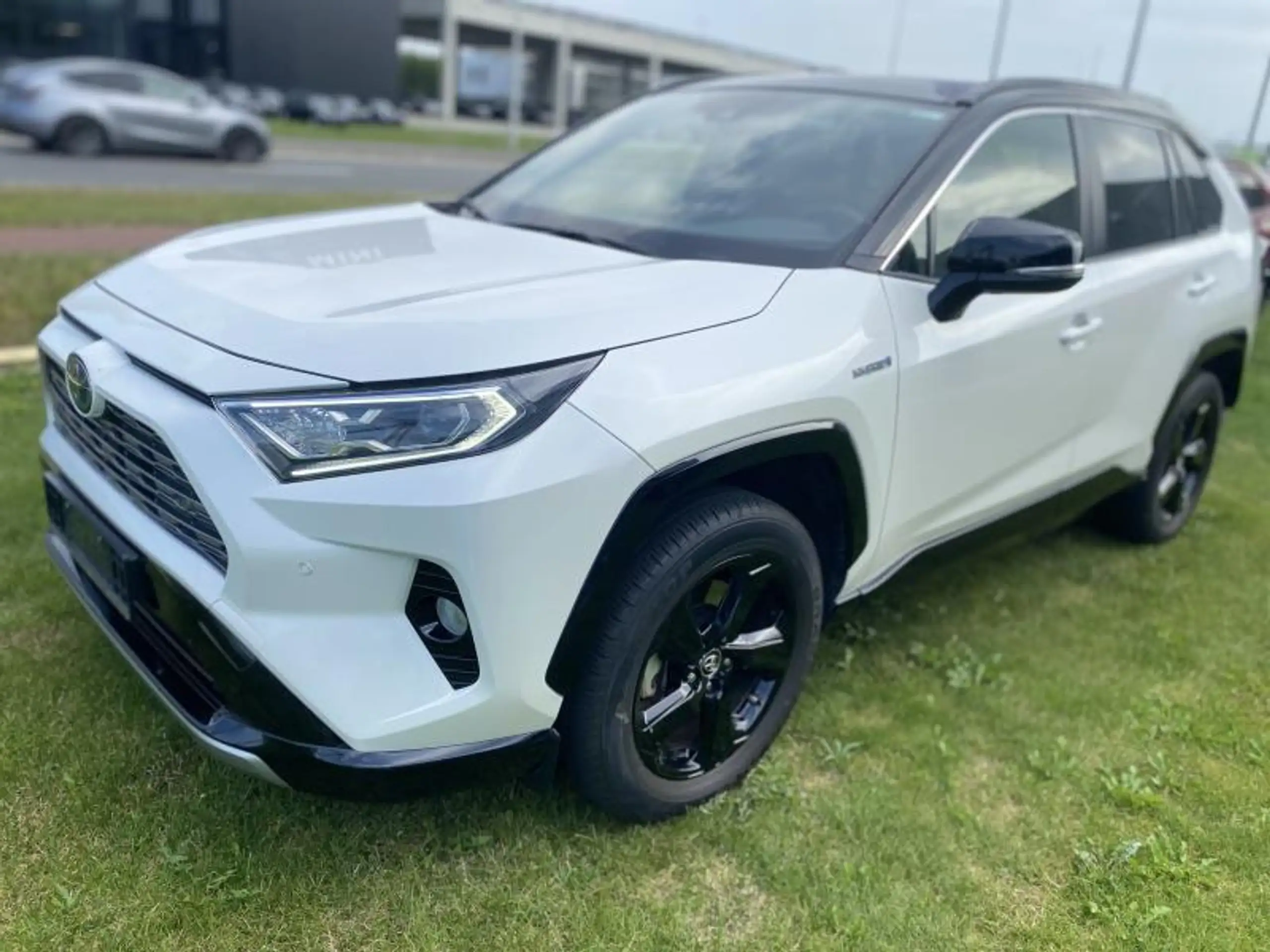 Toyota - RAV 4