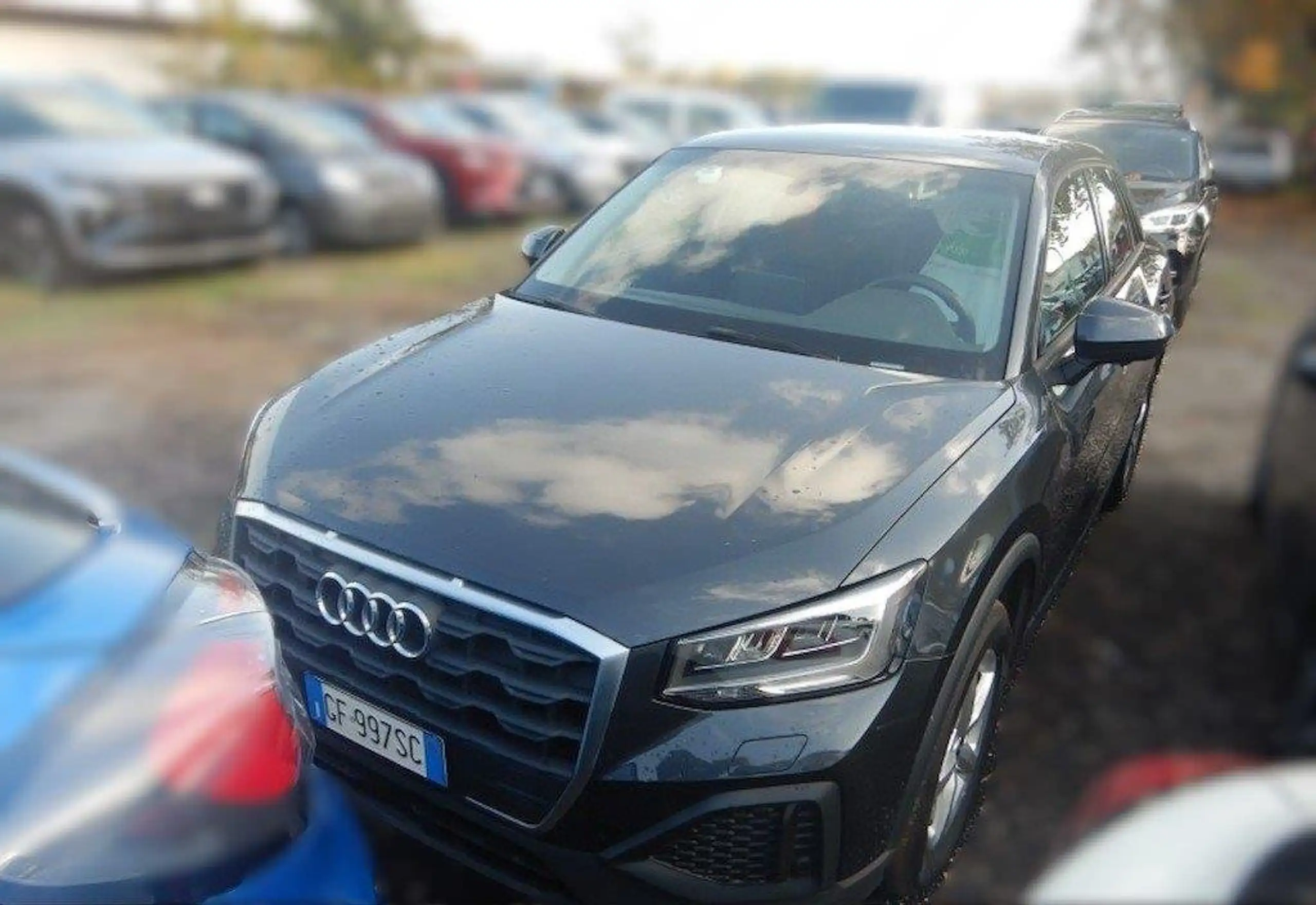 Audi - Q2