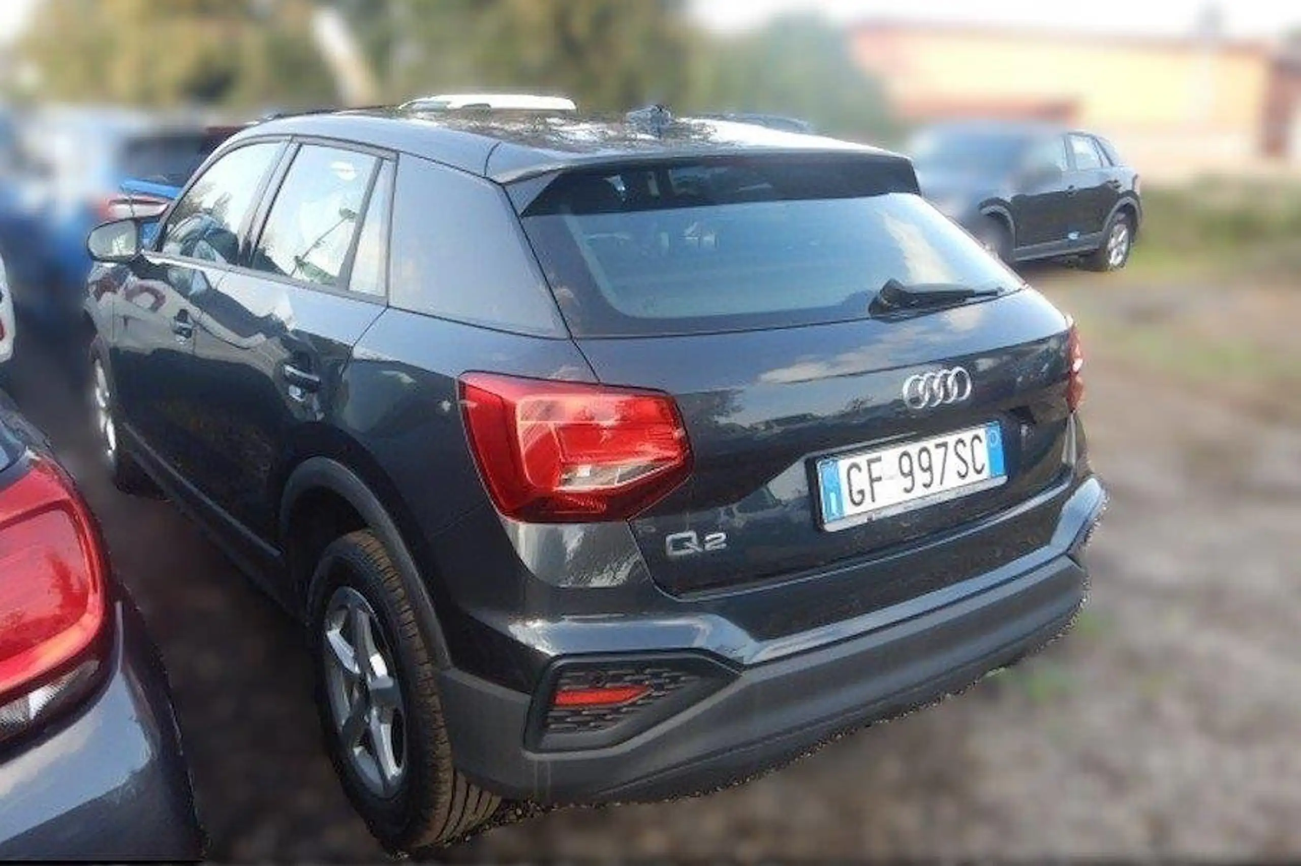 Audi - Q2