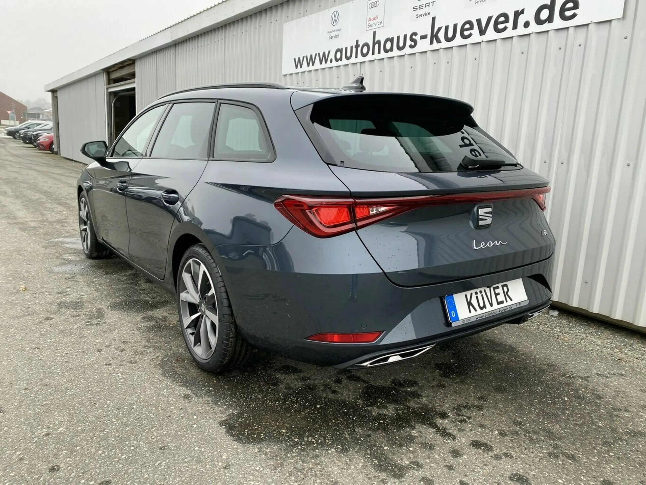 SEAT - Leon