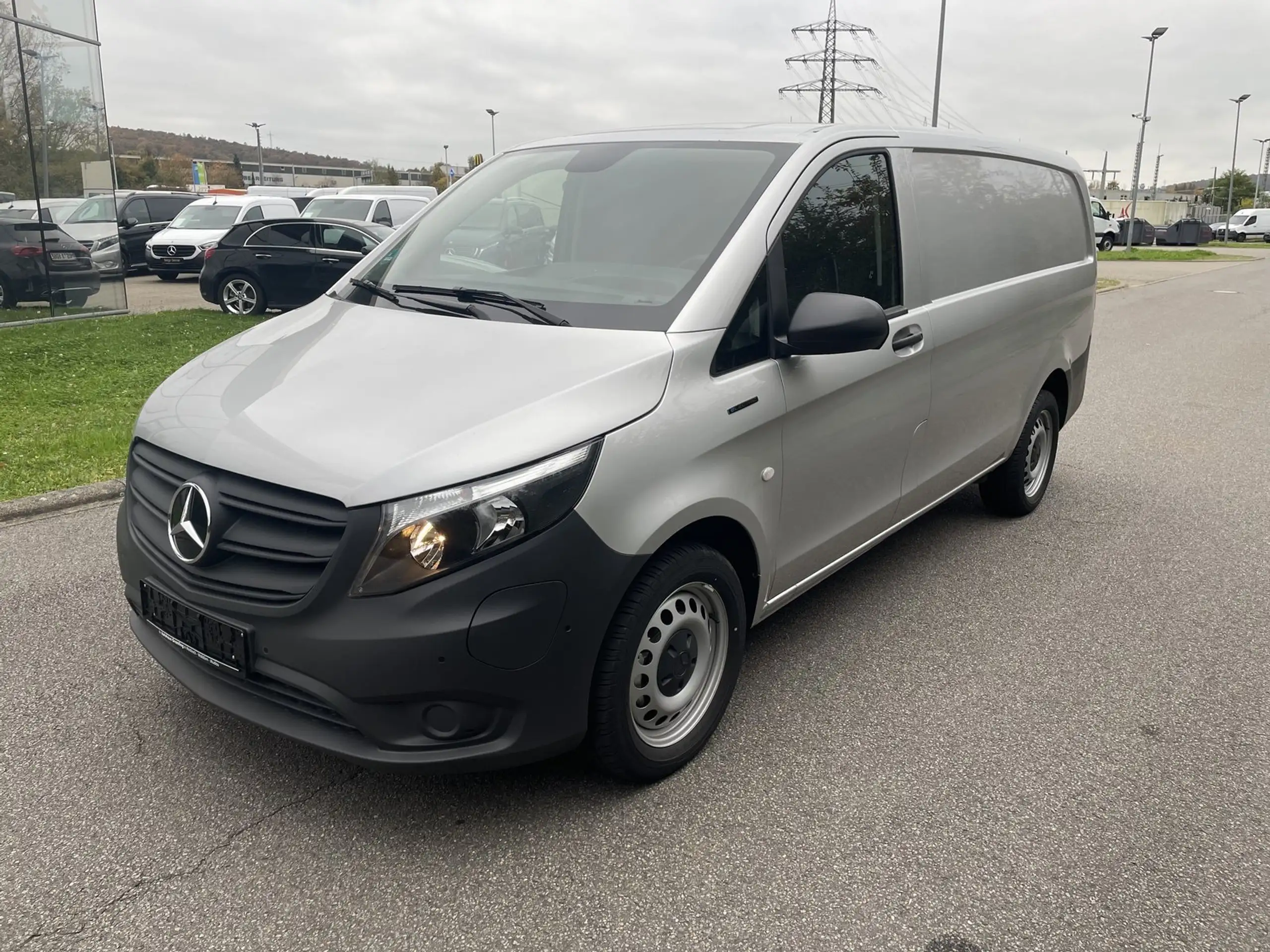 Mercedes-Benz - Vito