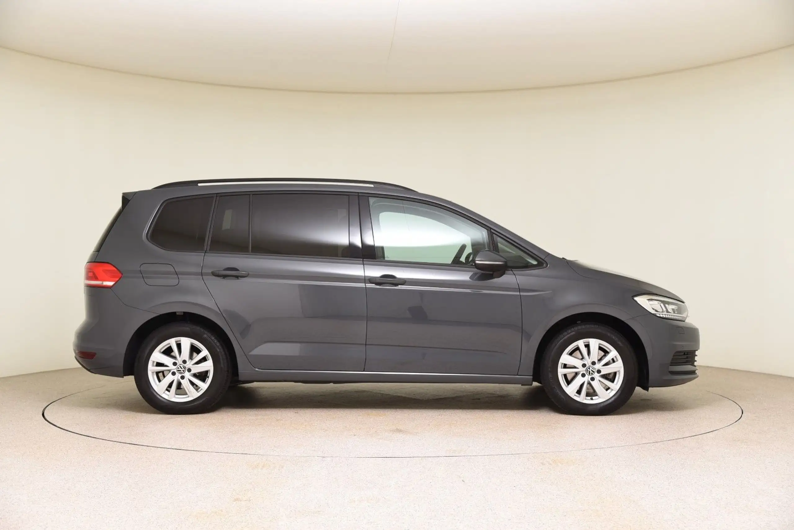 Volkswagen - Touran