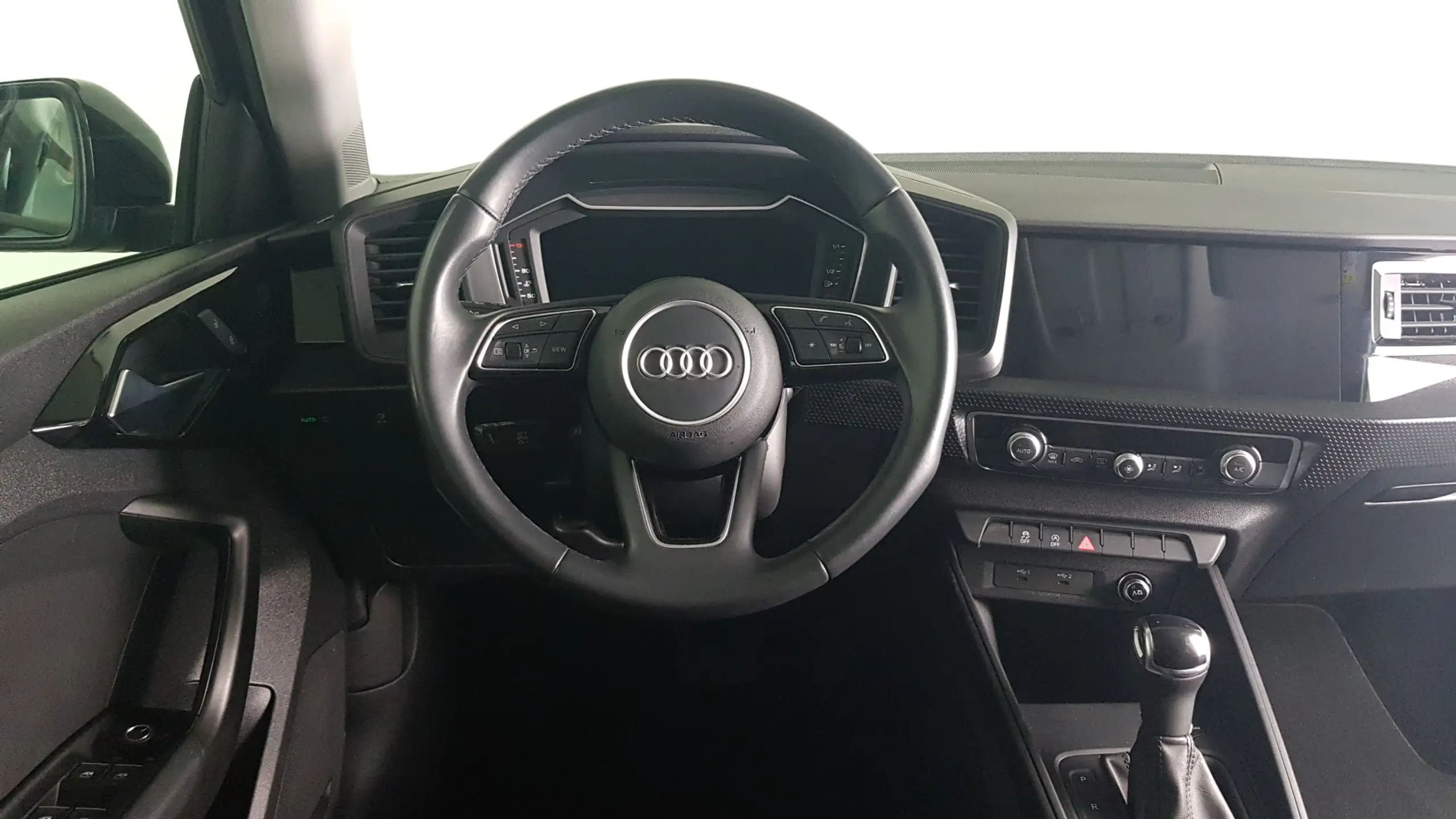 Audi - A1