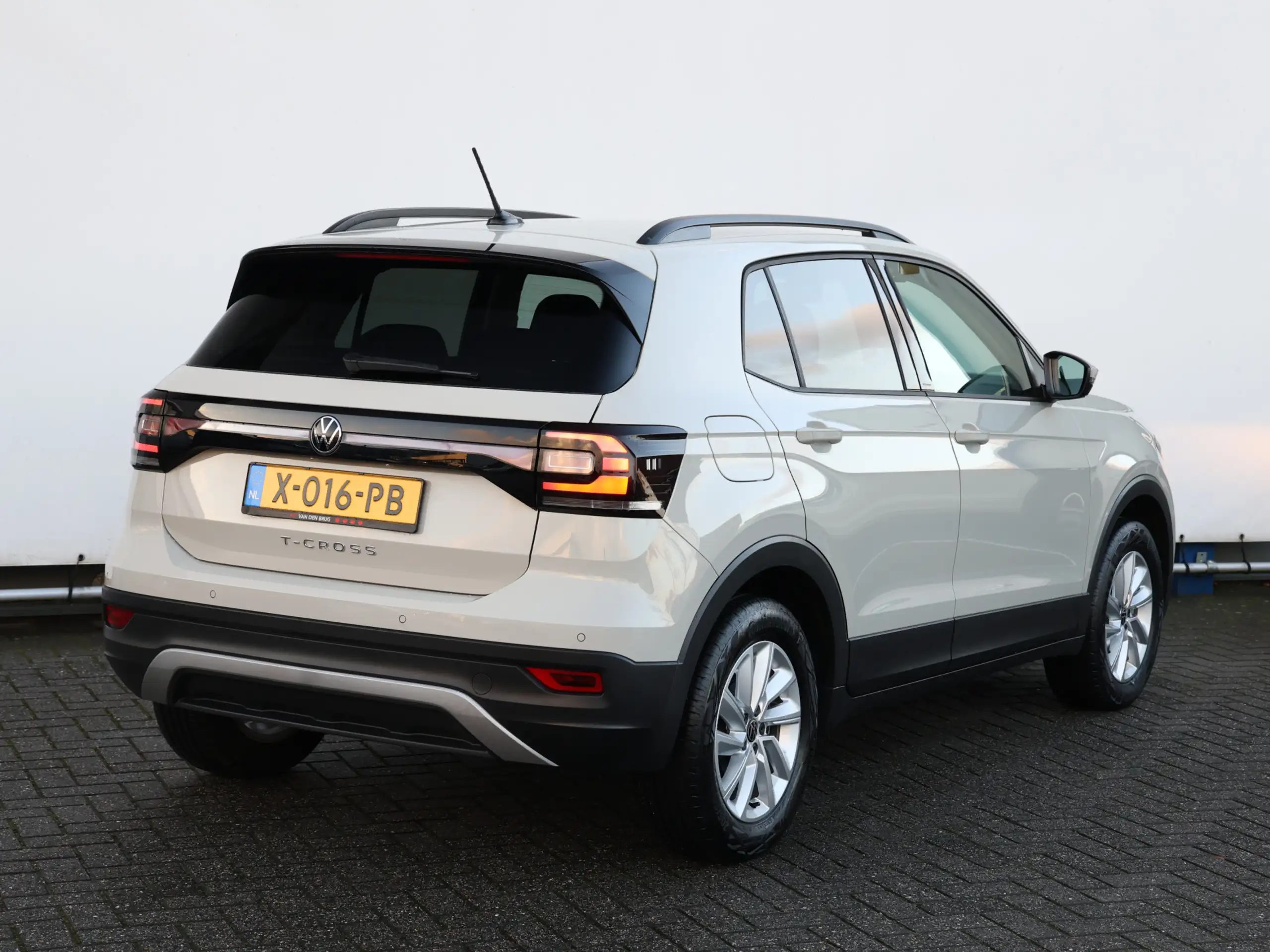 Volkswagen - T-Cross