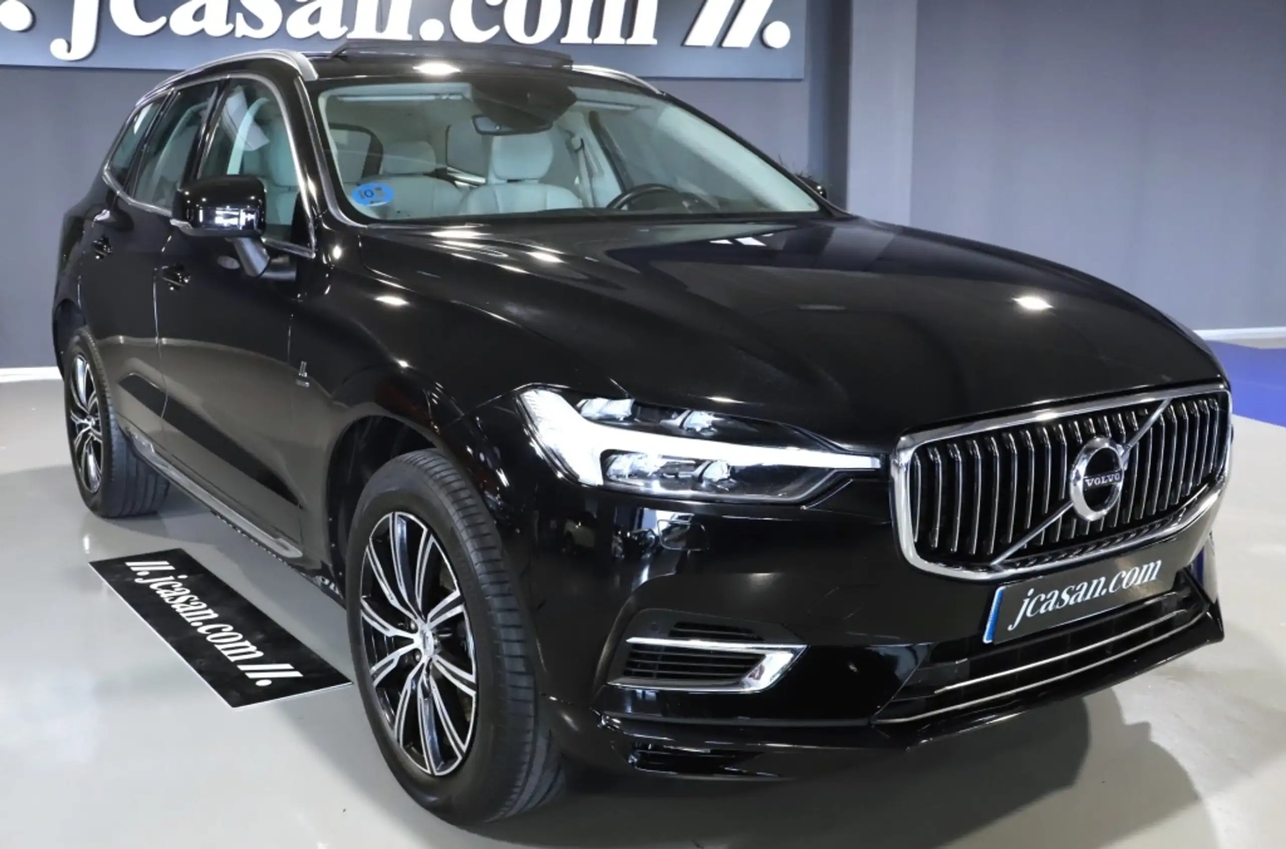 Volvo - XC60