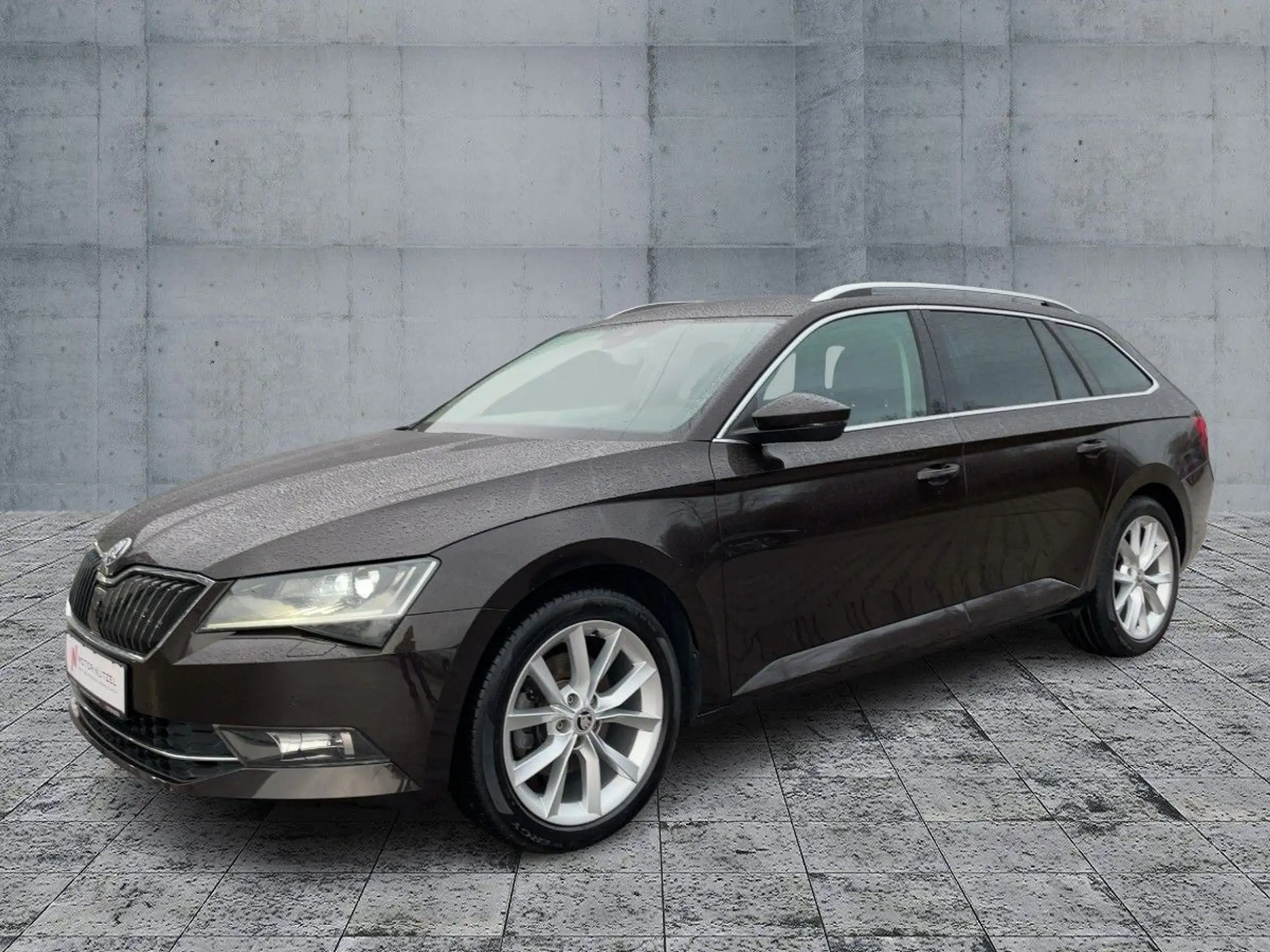 Skoda - Superb