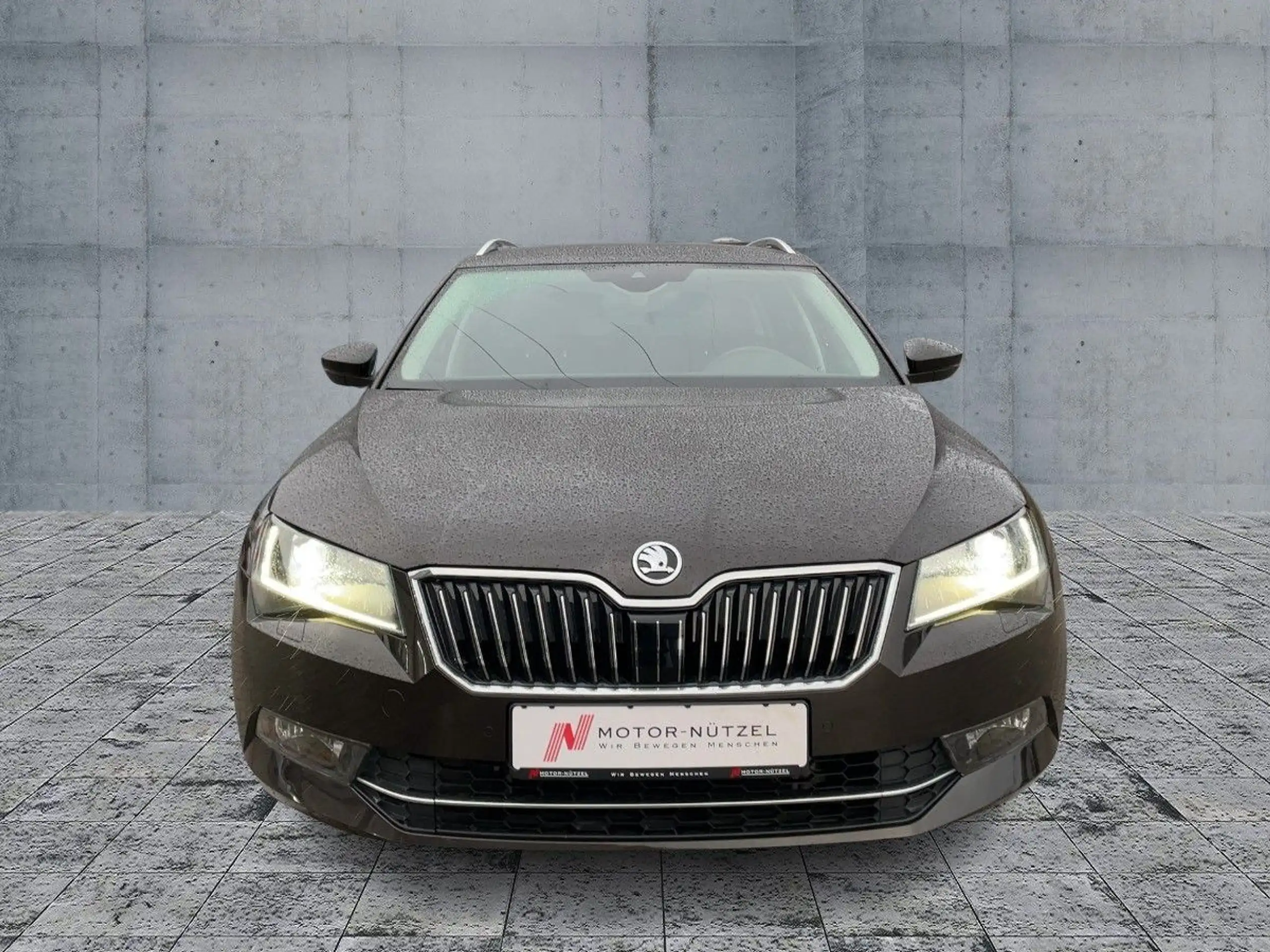 Skoda - Superb