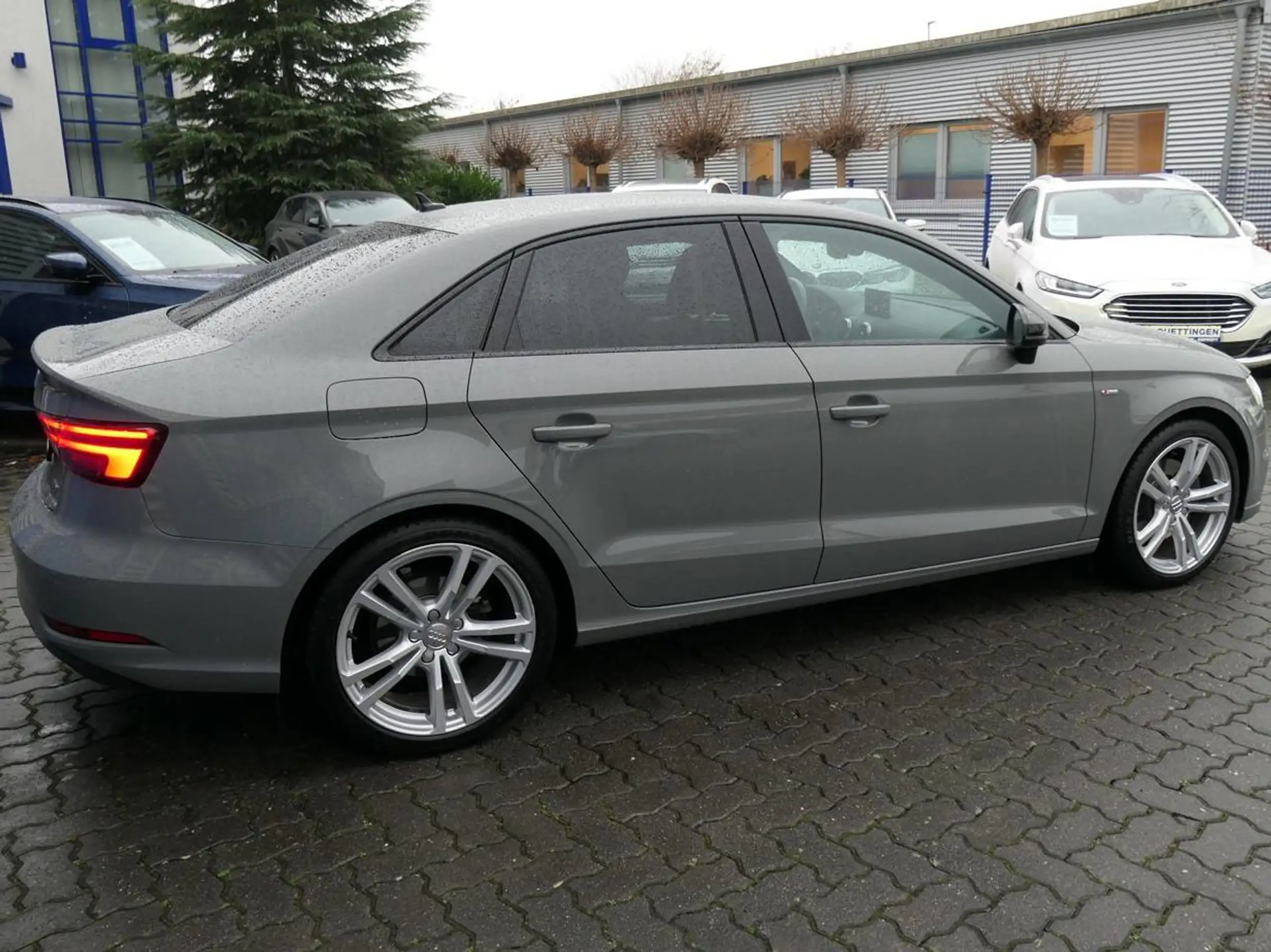 Audi - A3