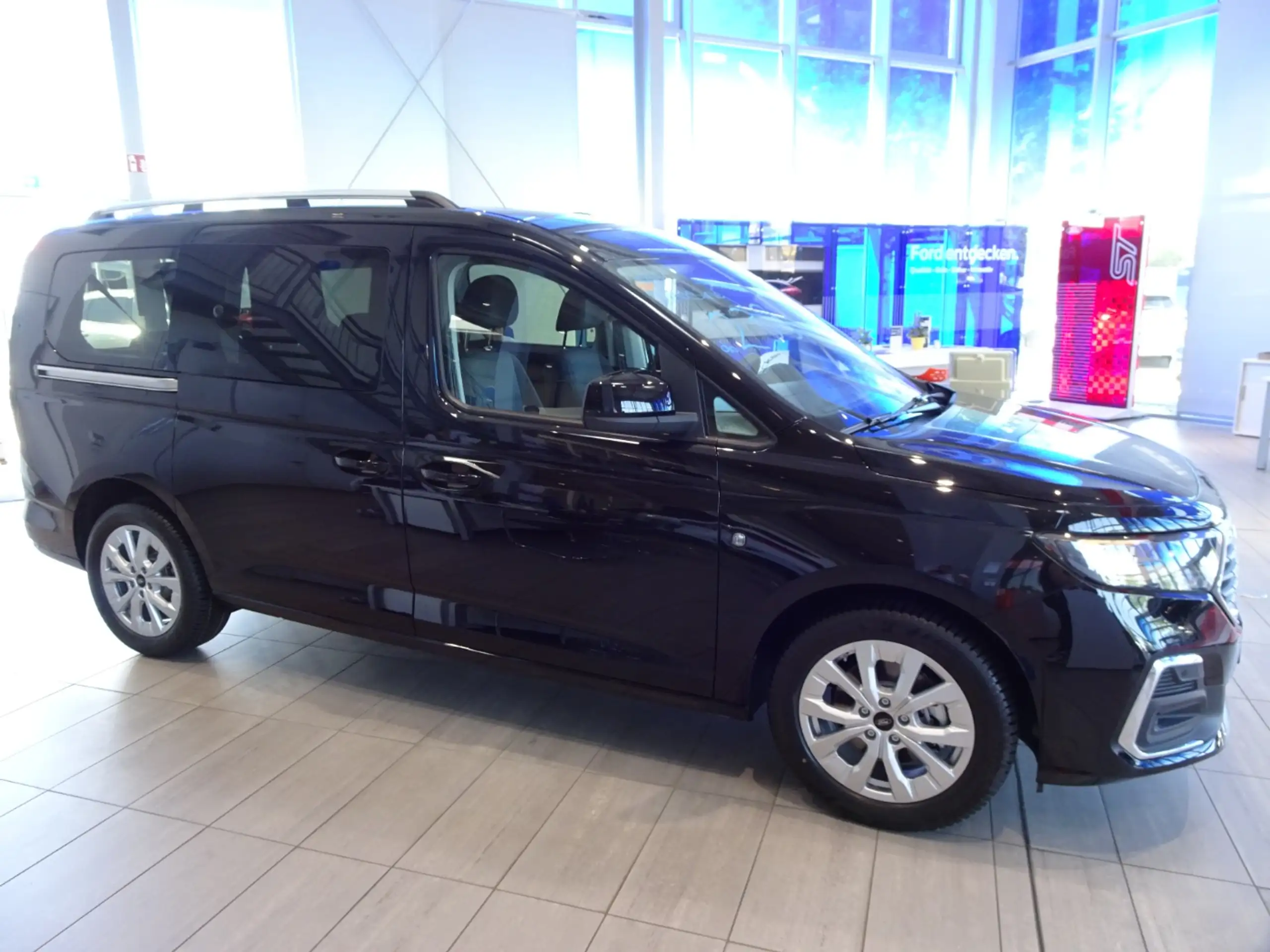 Ford - Tourneo Connect