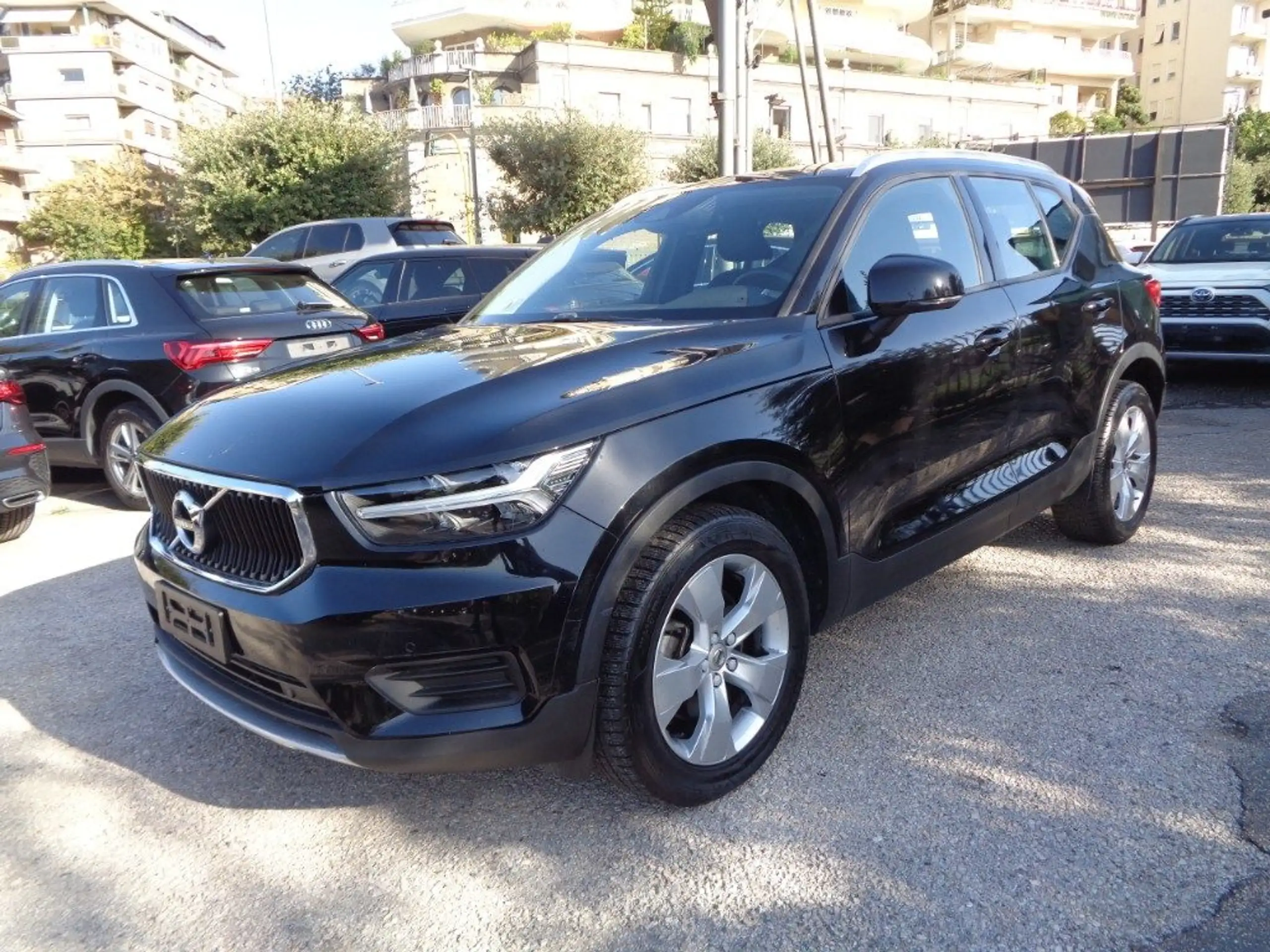 Volvo - XC40