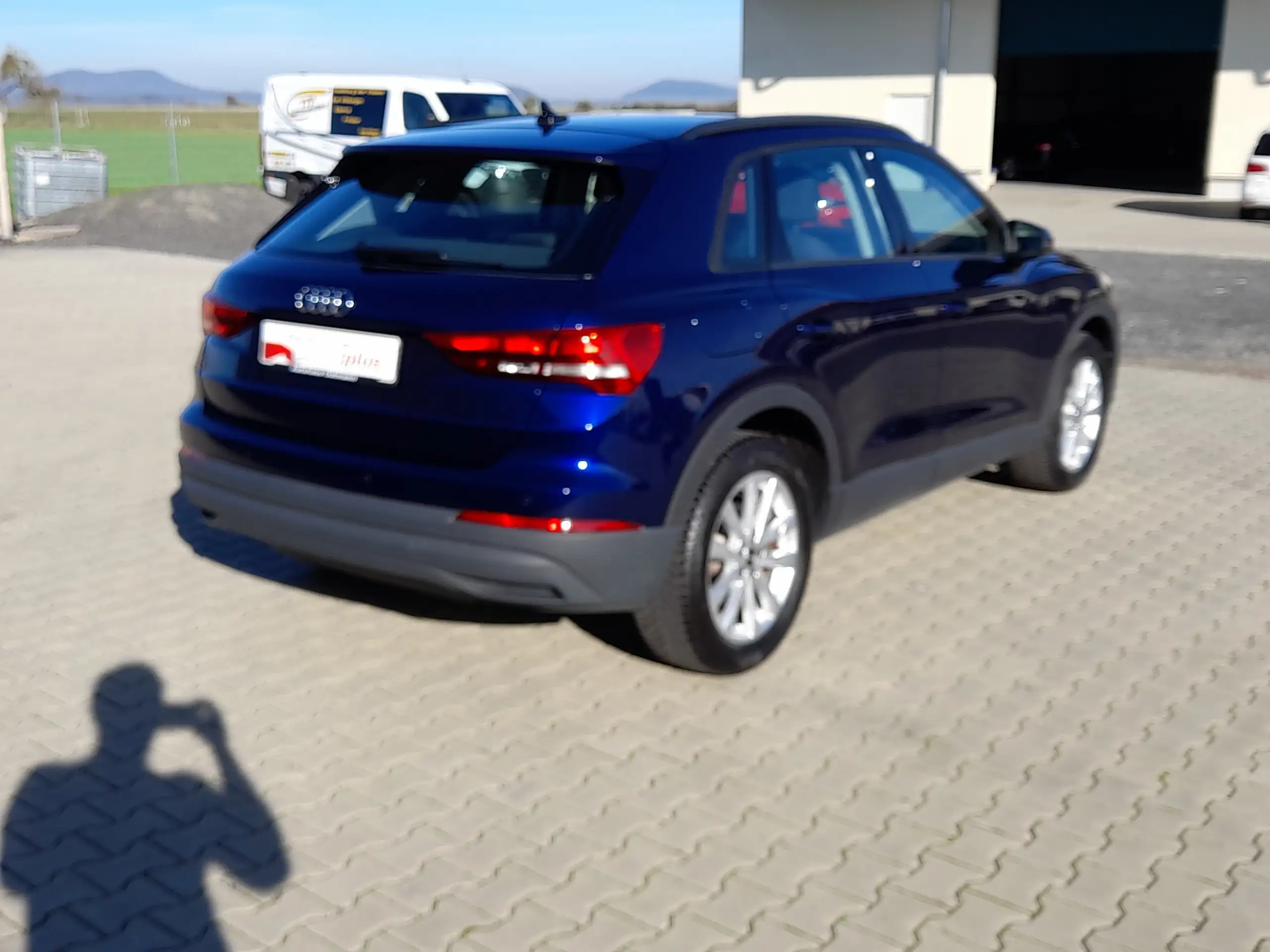 Audi - Q3