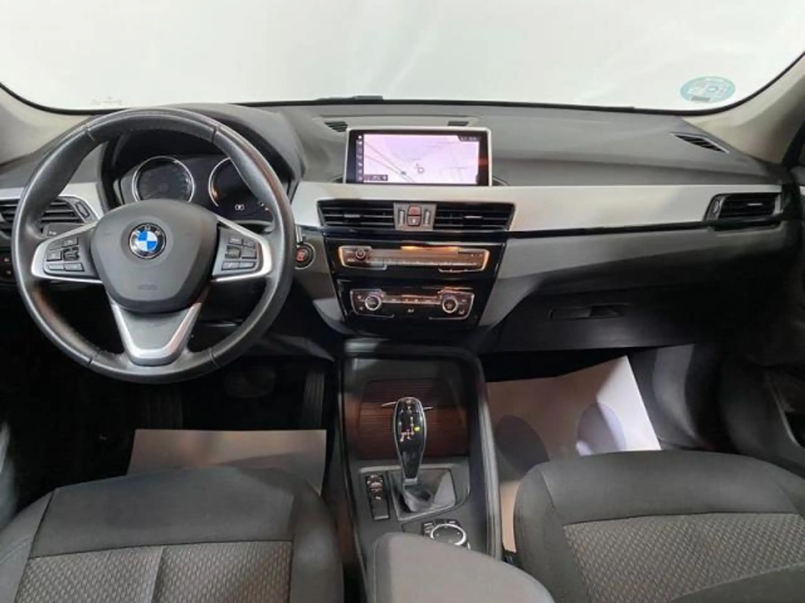 BMW - X1