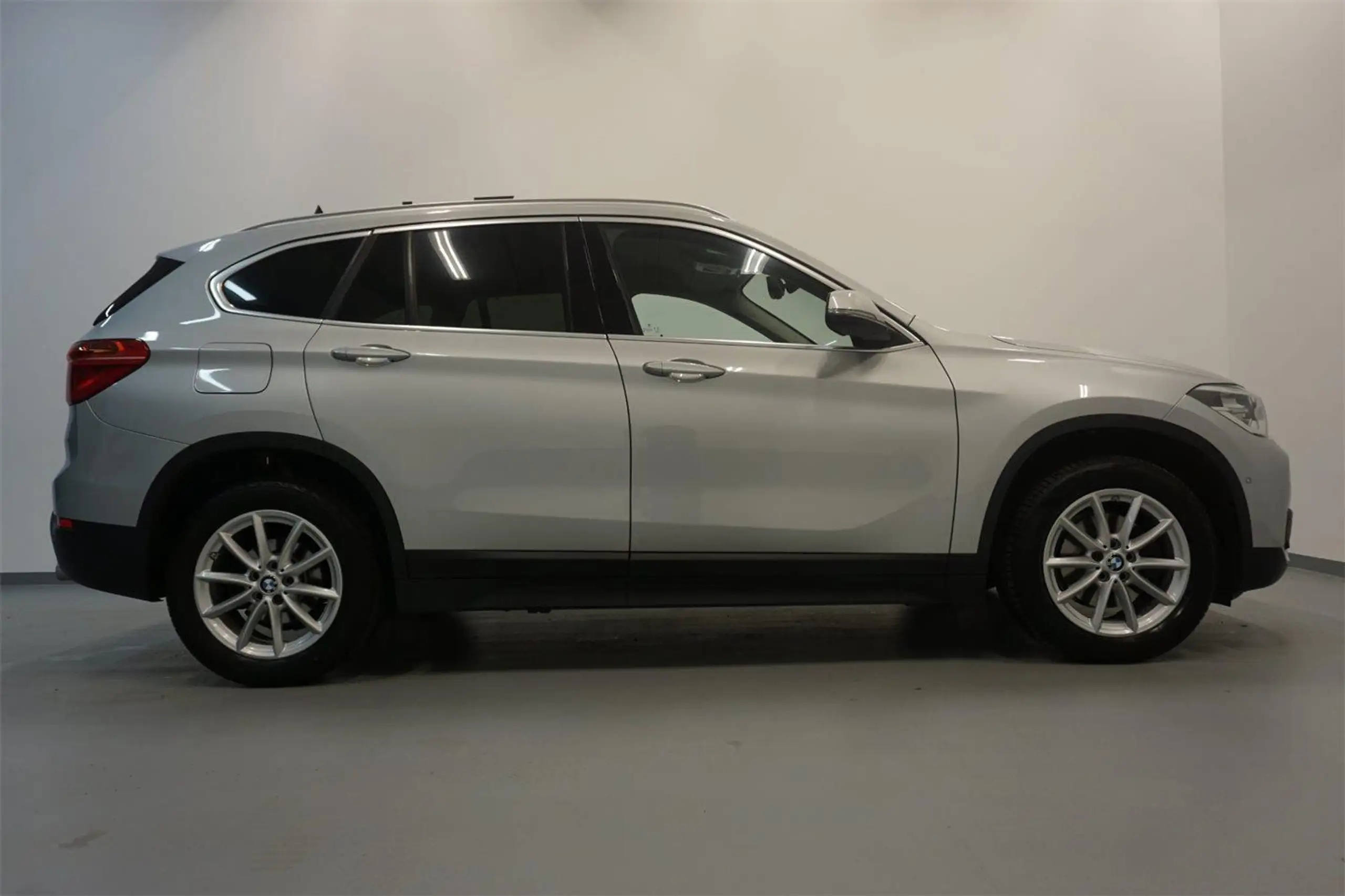 BMW - X1