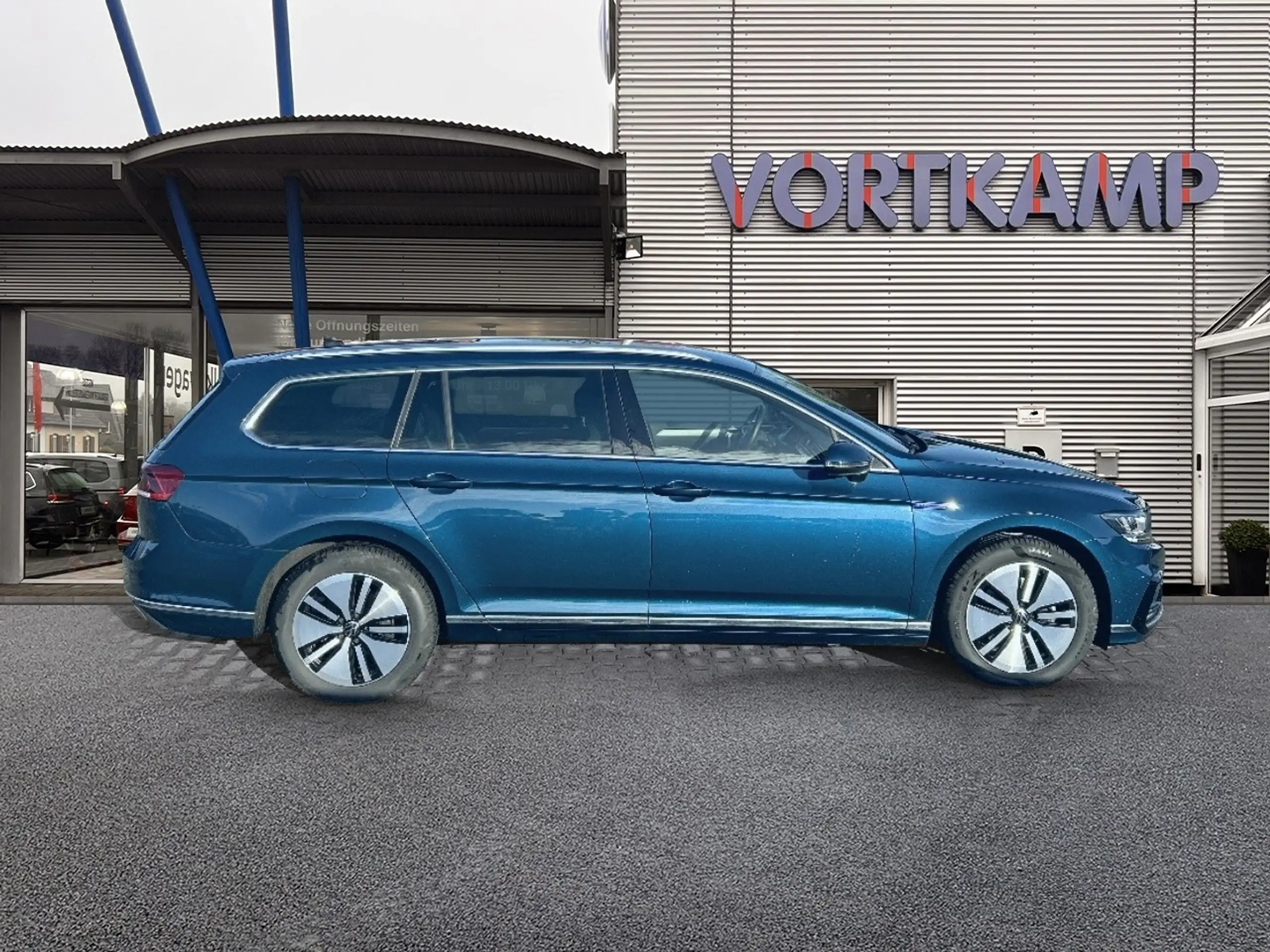 Volkswagen - Passat Variant