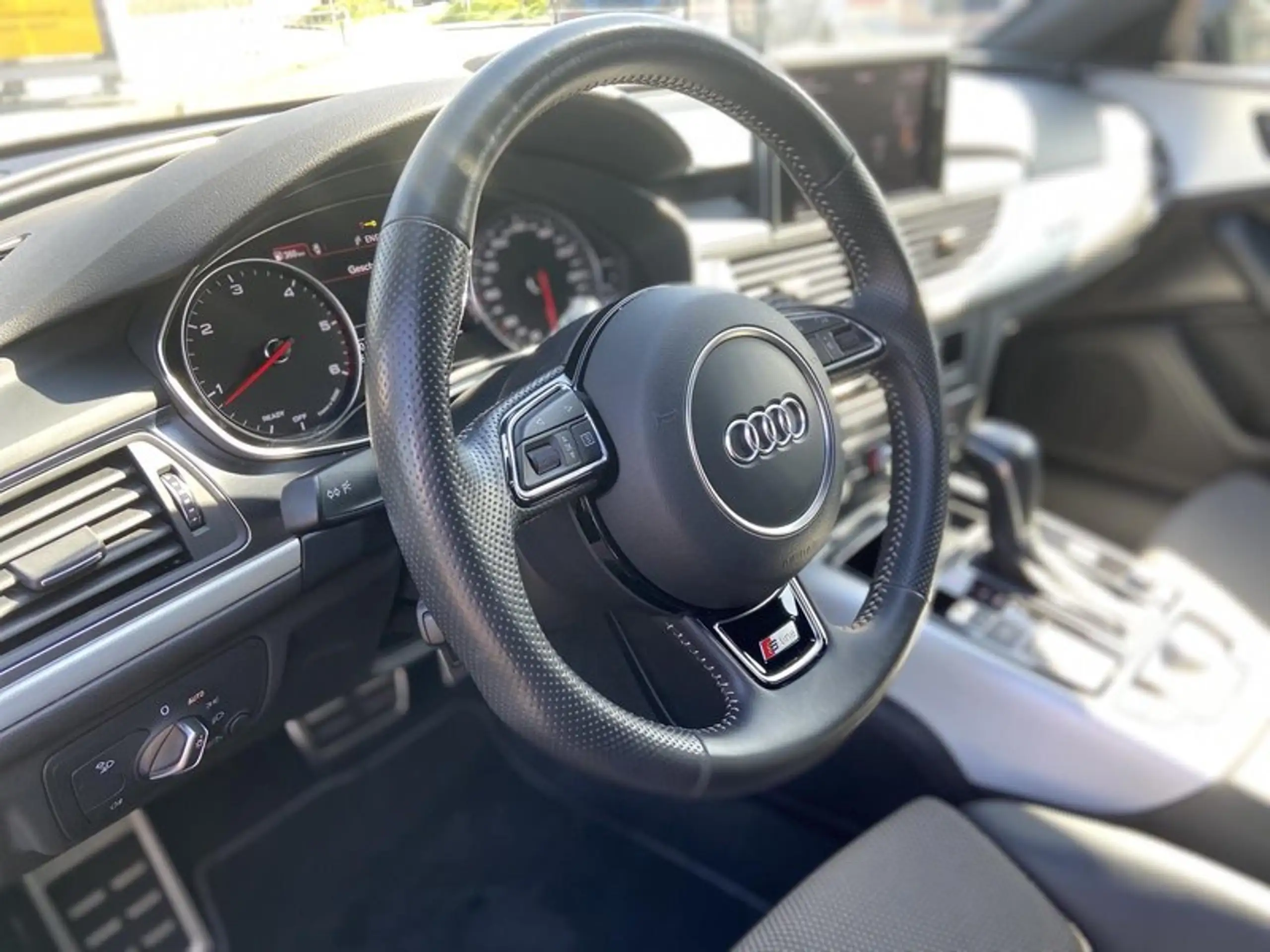 Audi - A6