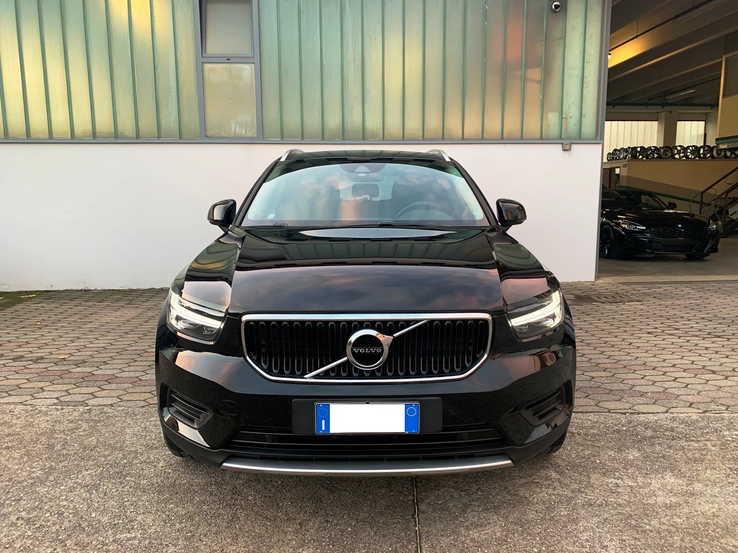 Volvo - XC40