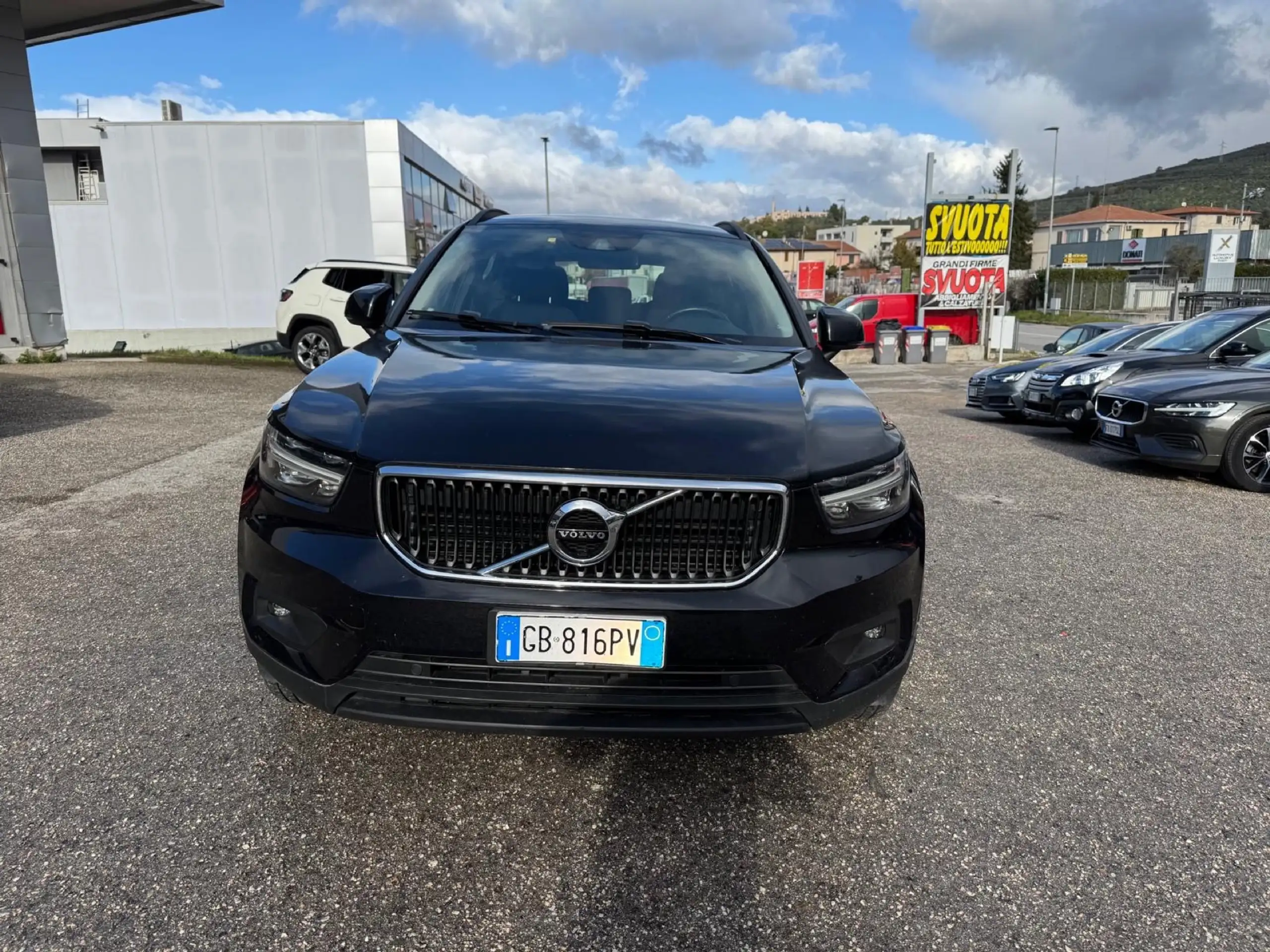 Volvo - XC40