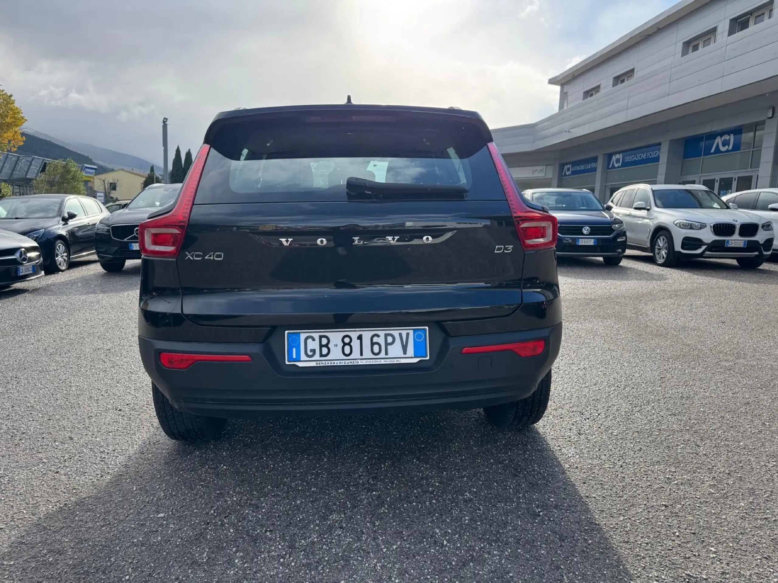 Volvo - XC40