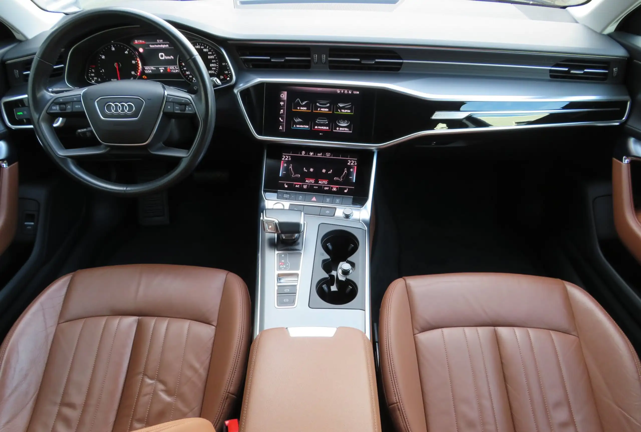 Audi - A6