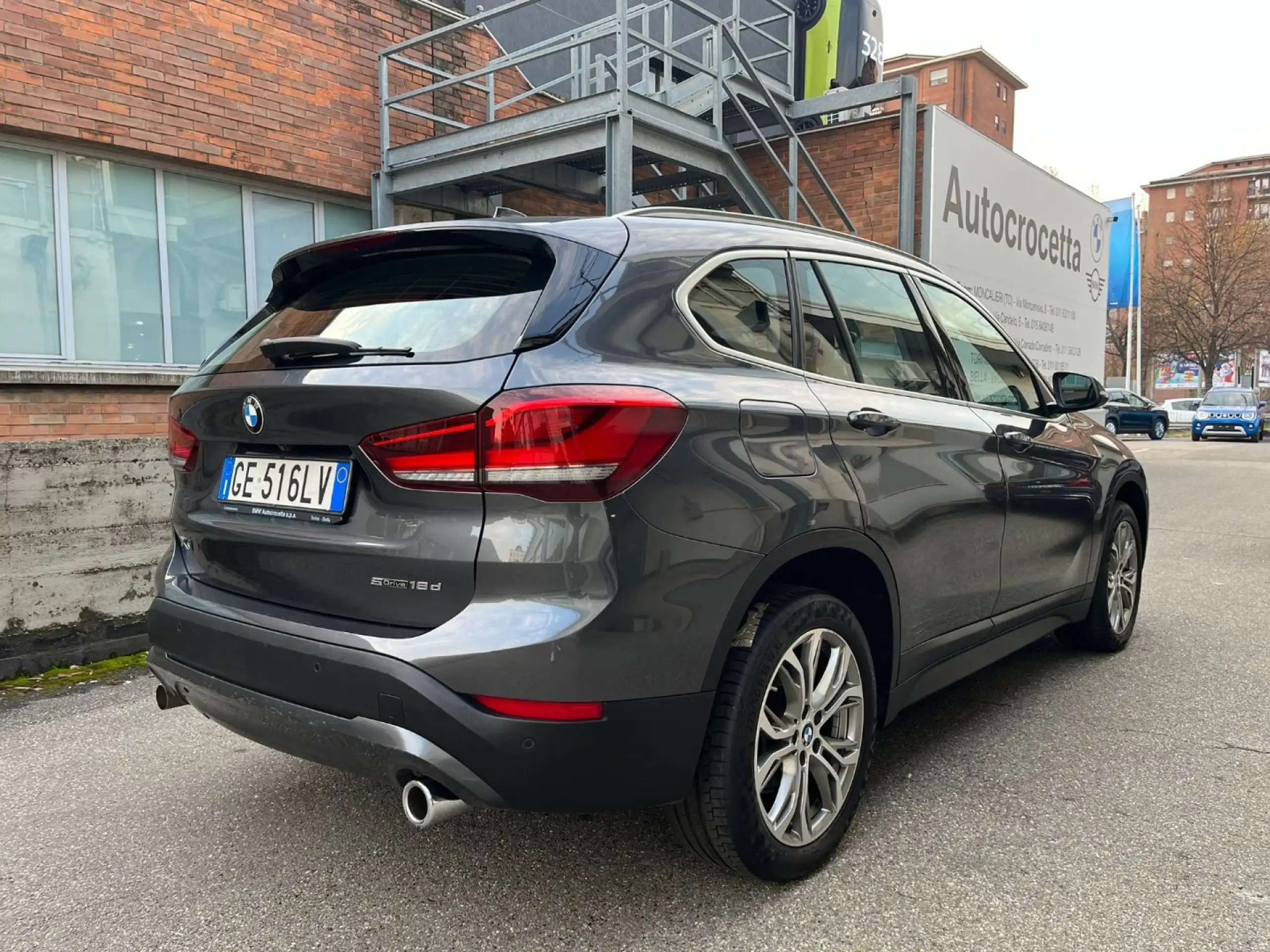 BMW - X1