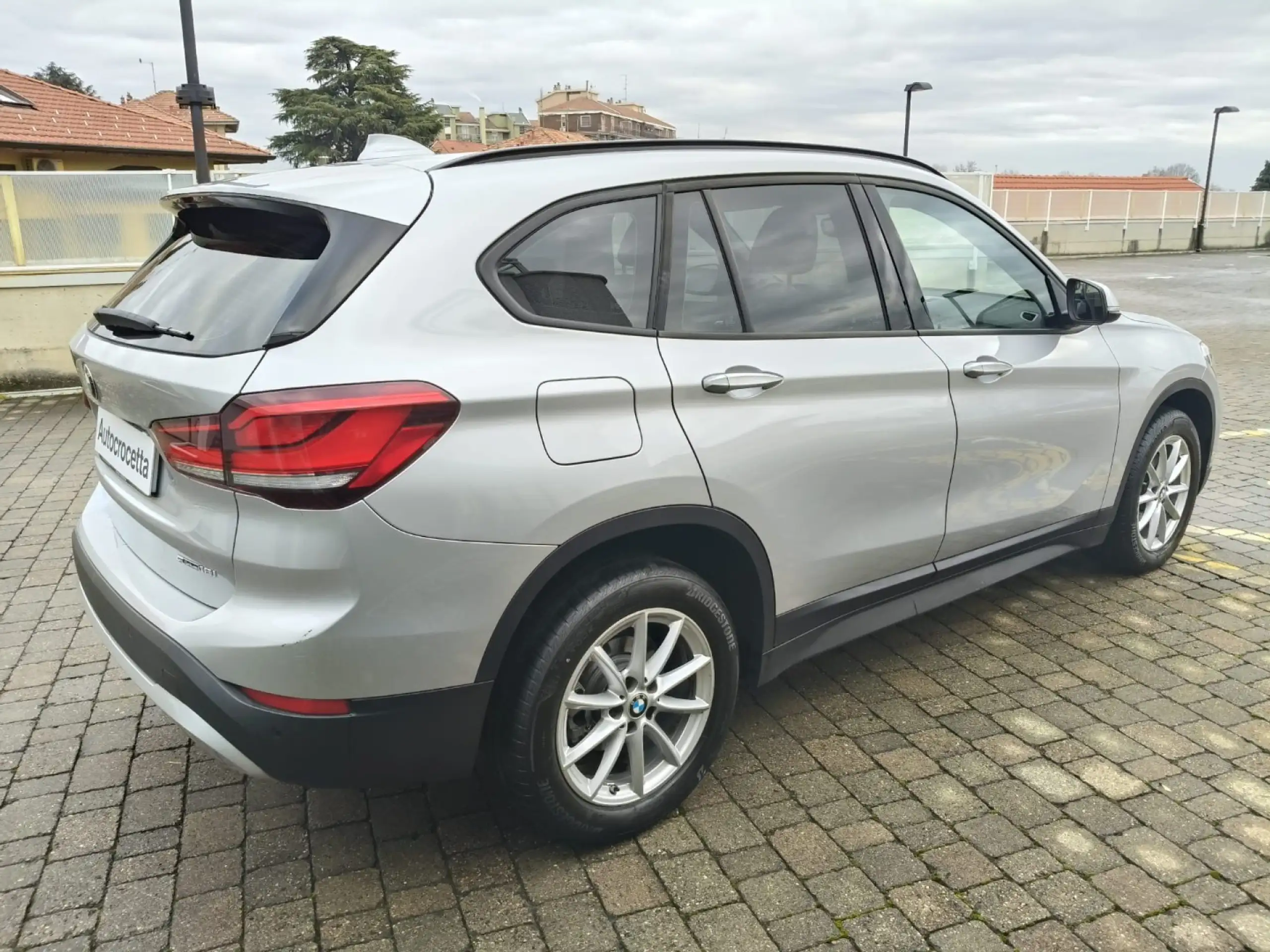 BMW - X1