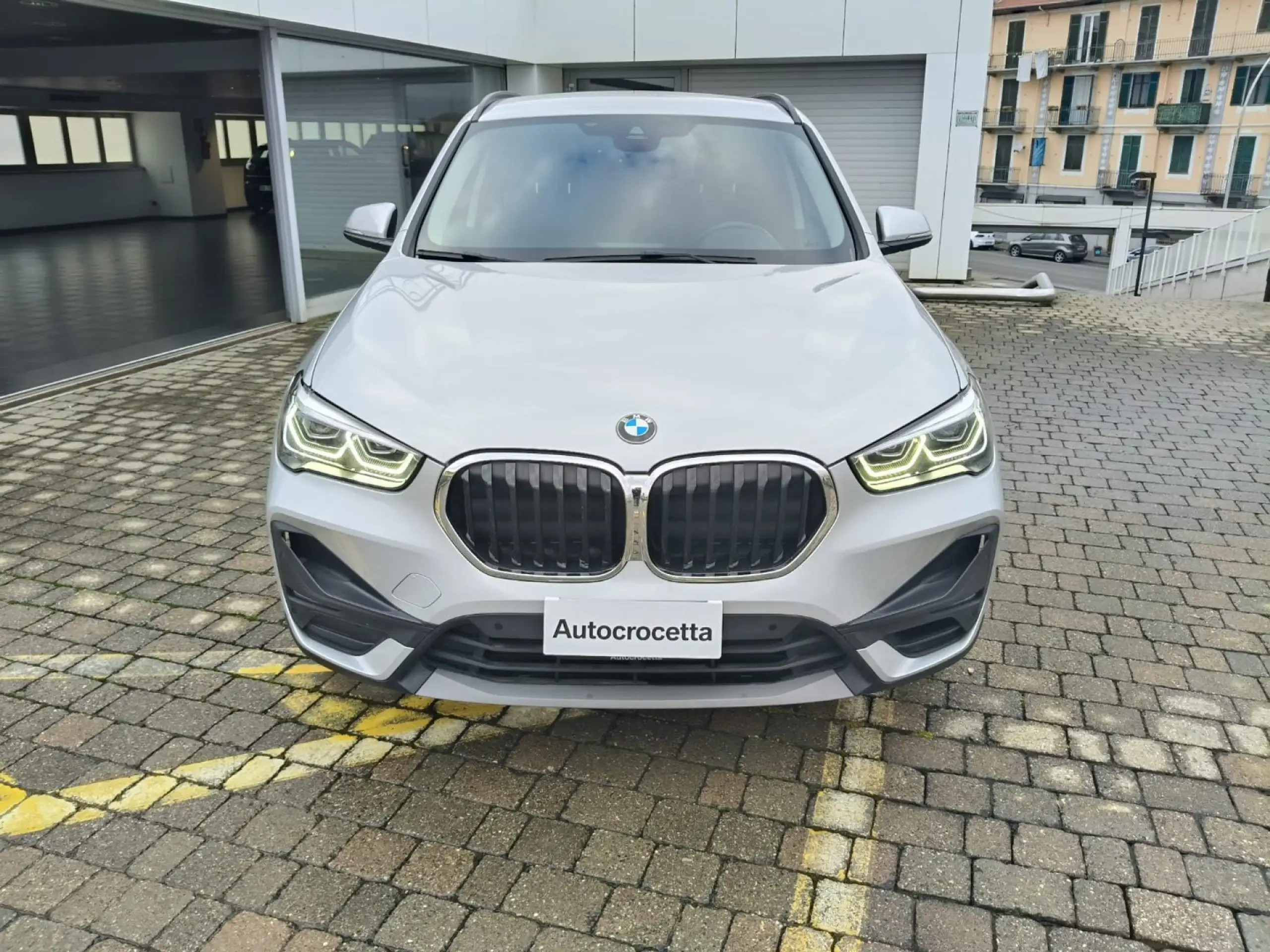 BMW - X1