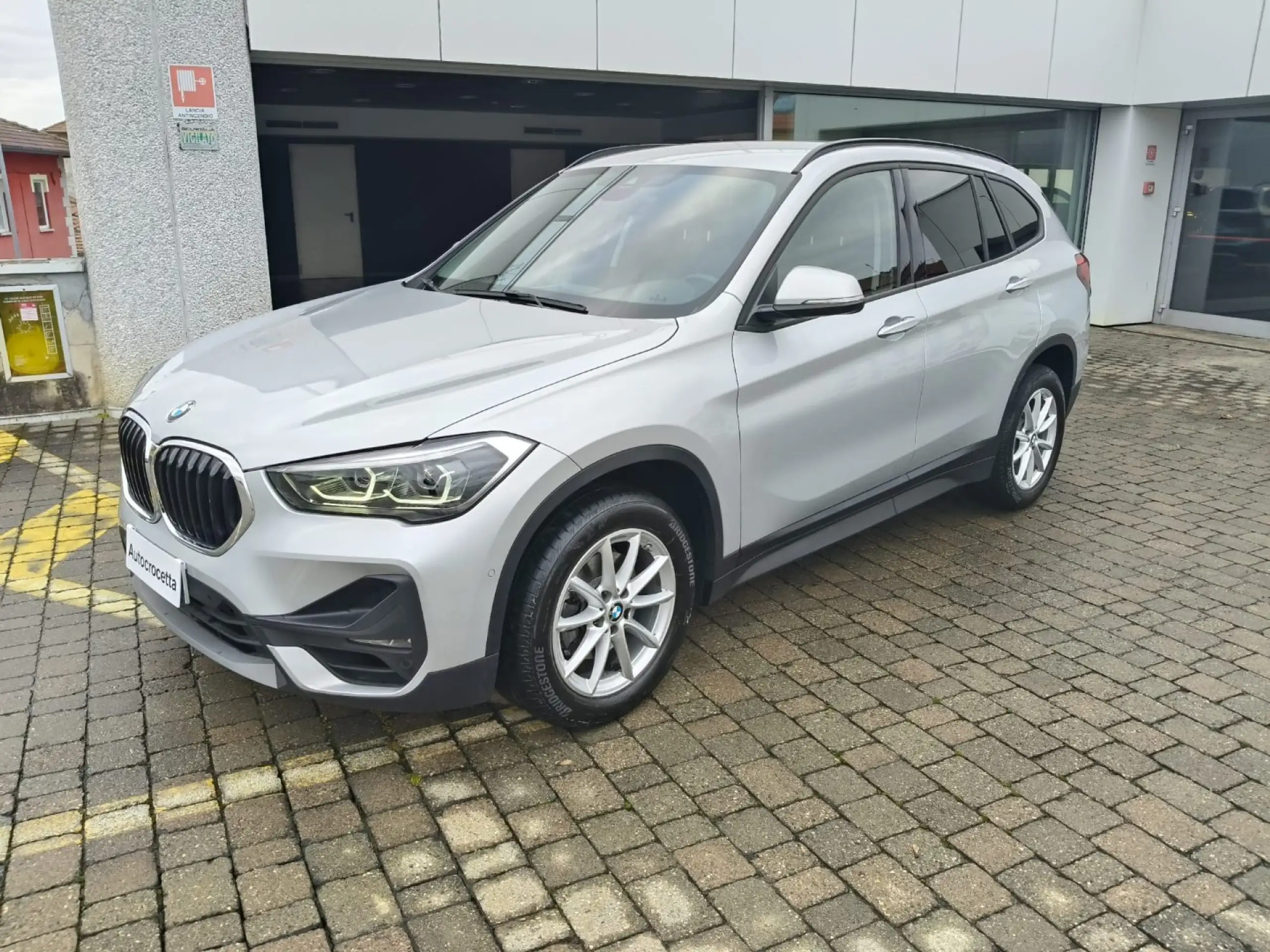 BMW - X1