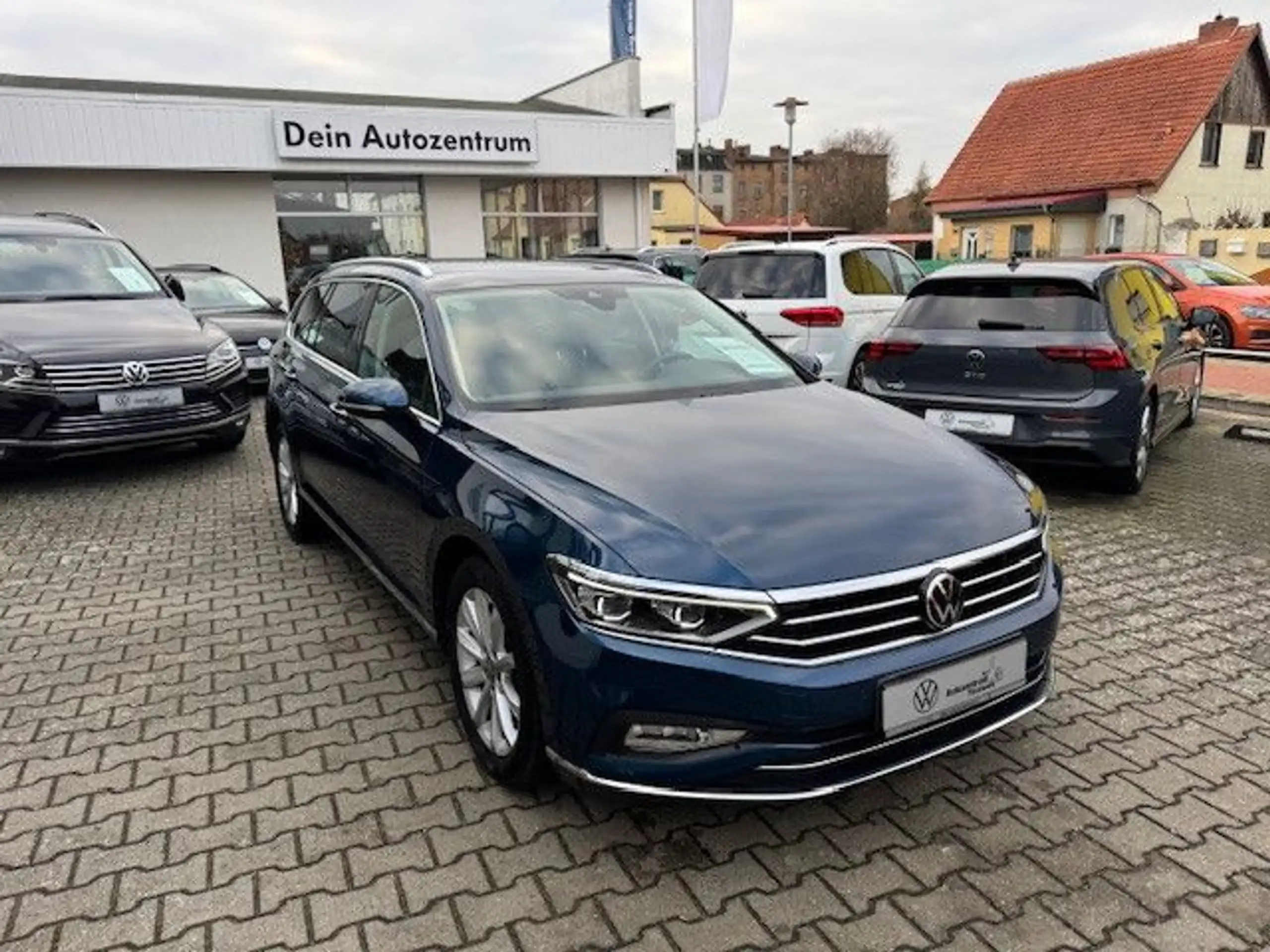 Volkswagen - Passat Variant