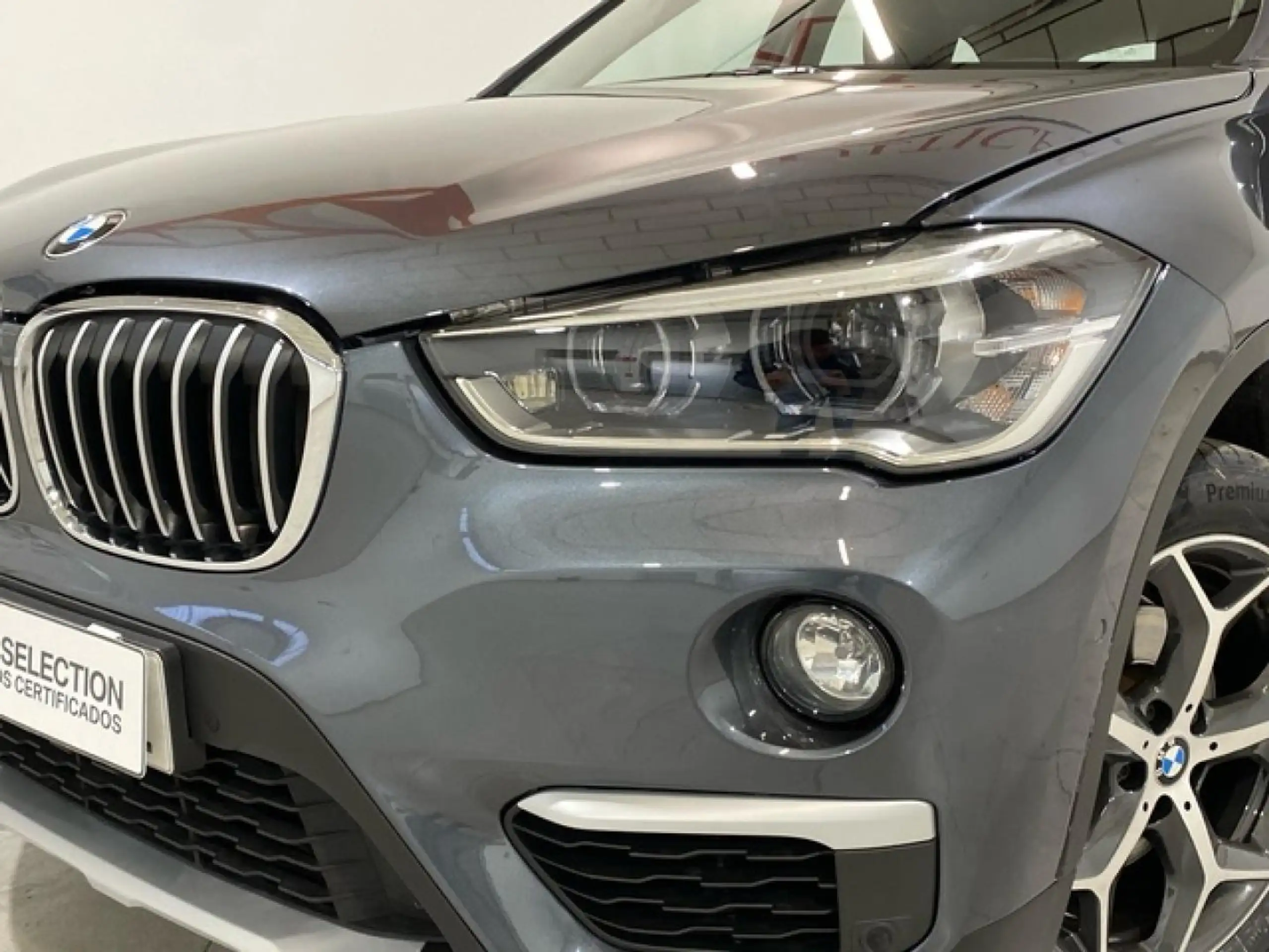 BMW - X1