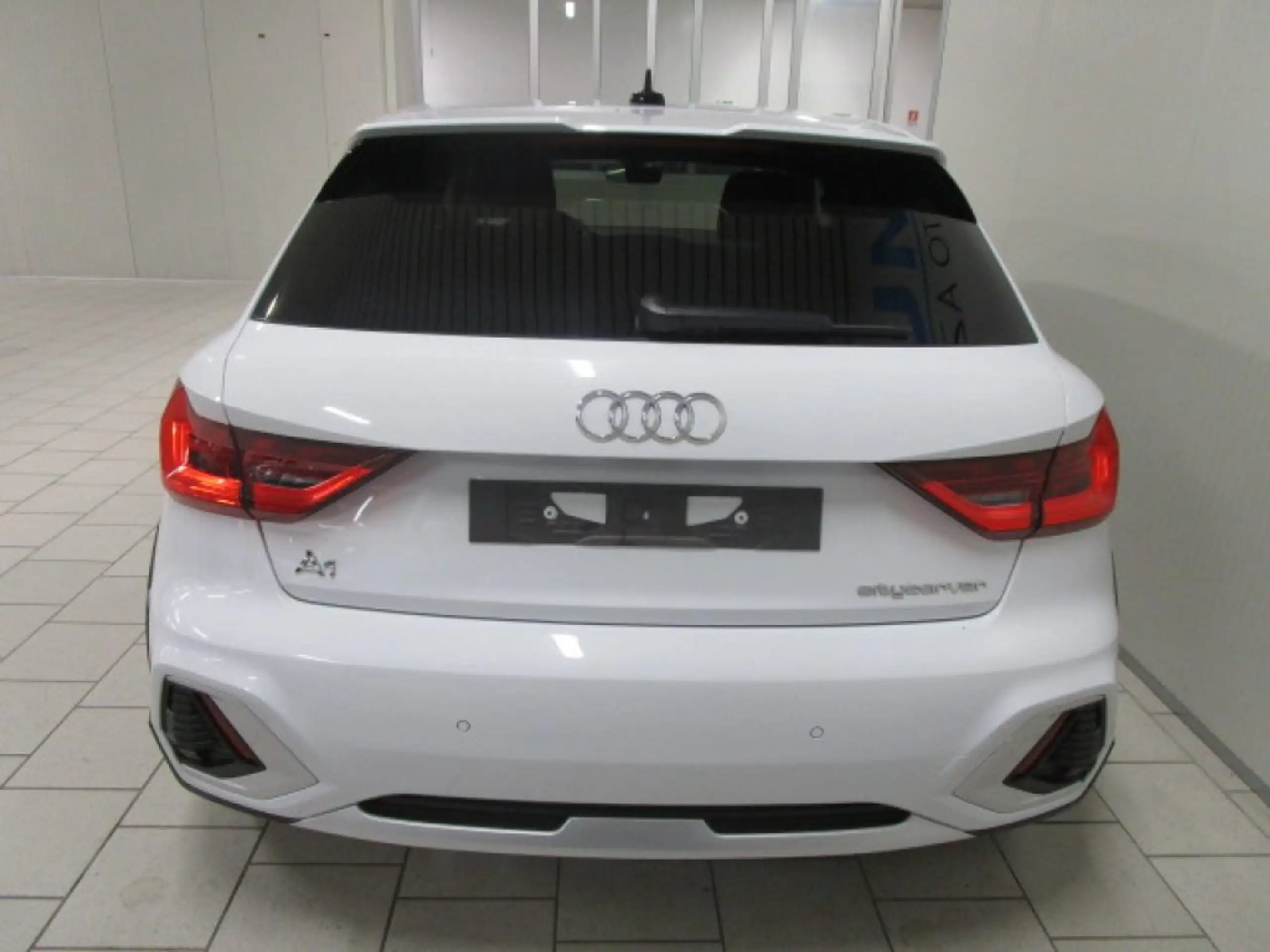 Audi - A1