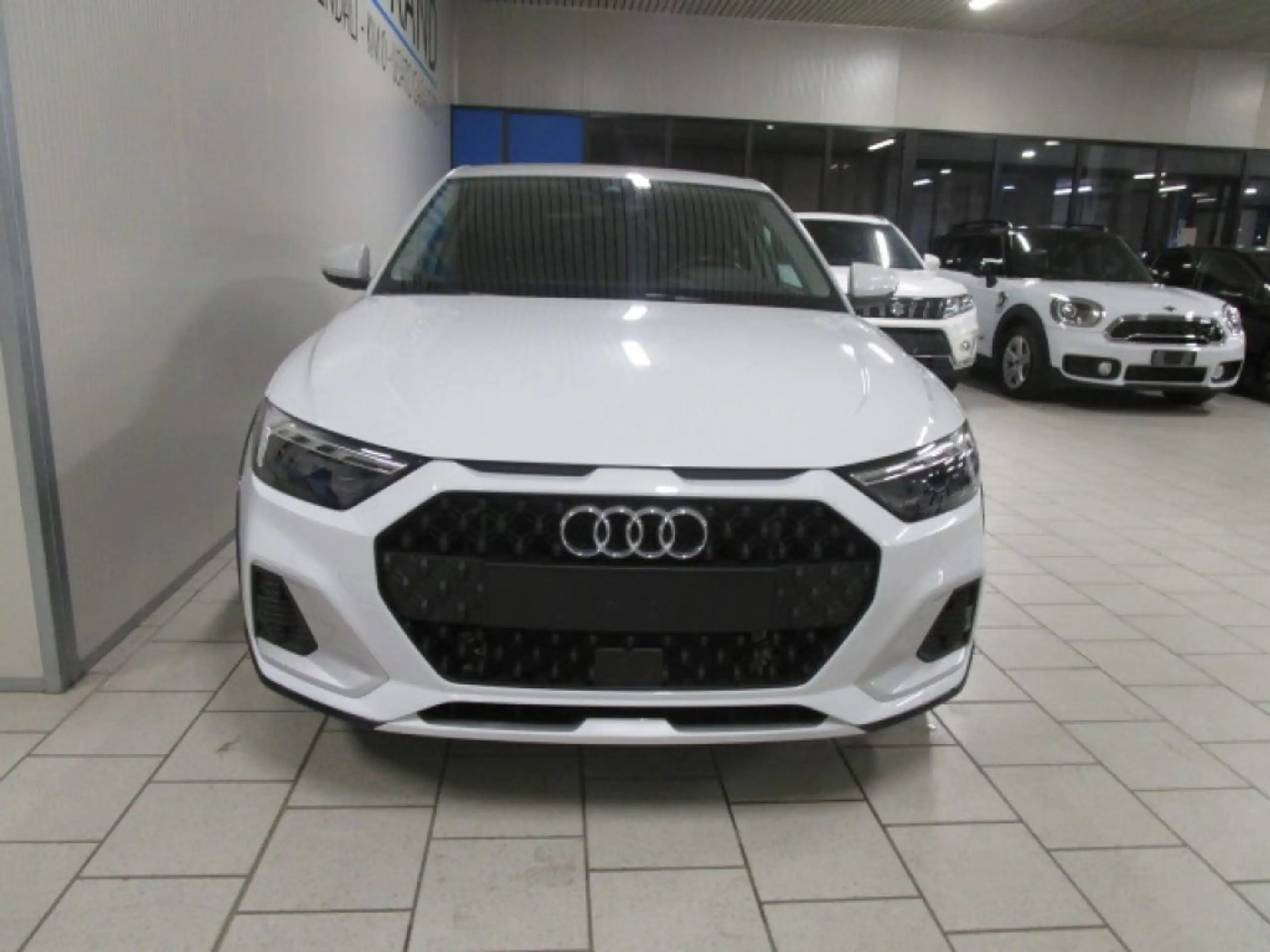 Audi - A1