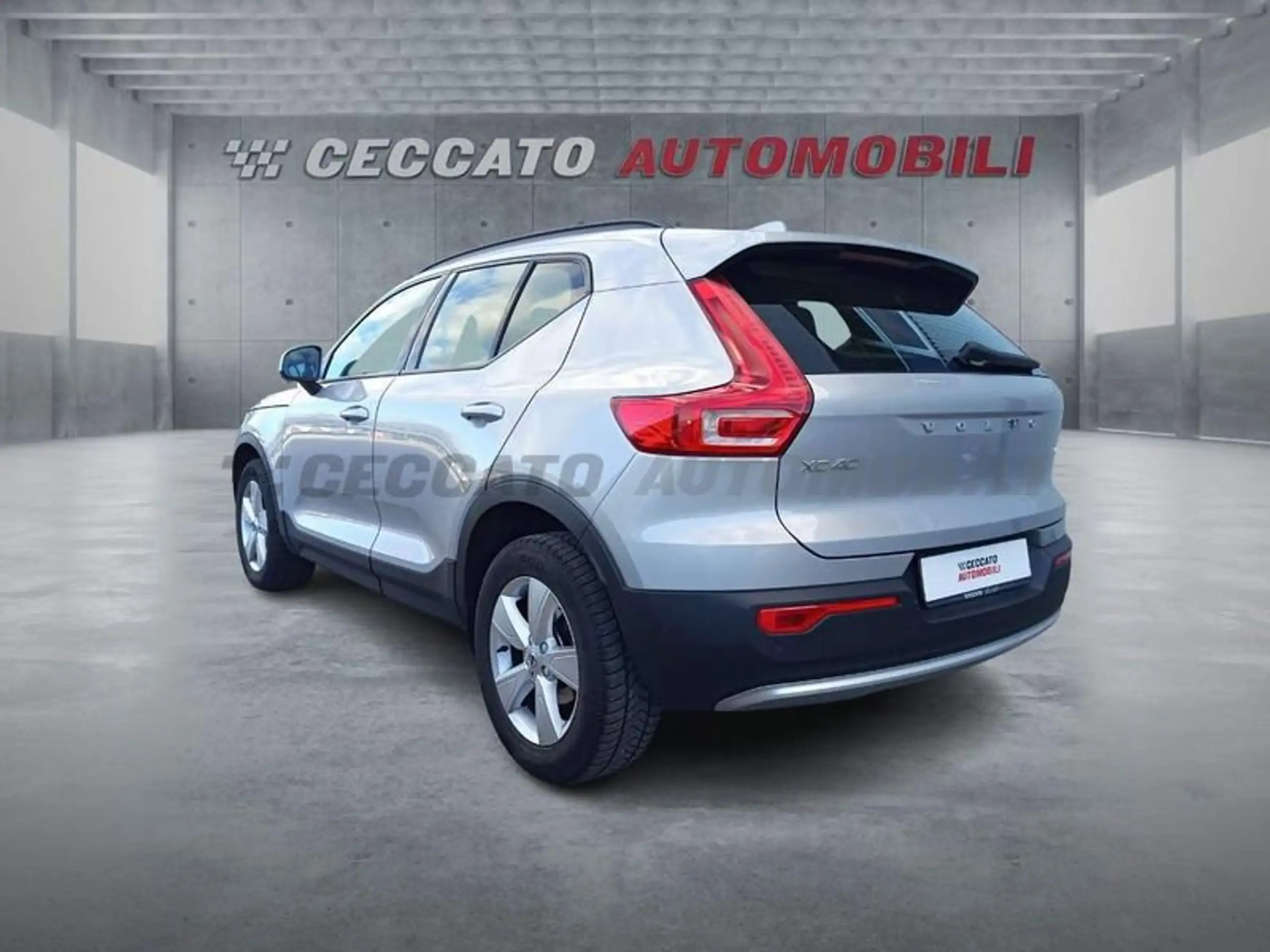 Volvo - XC40