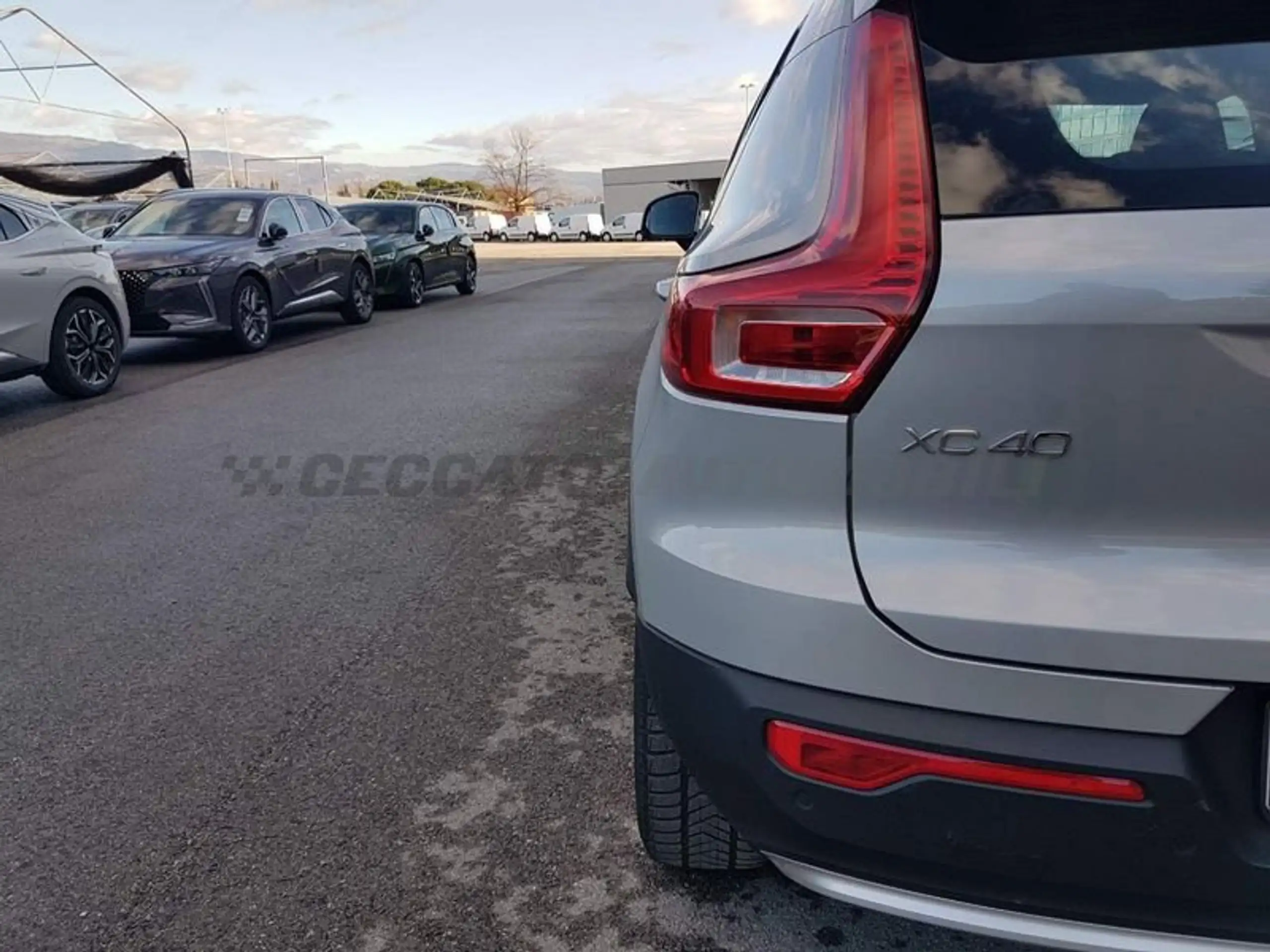 Volvo - XC40