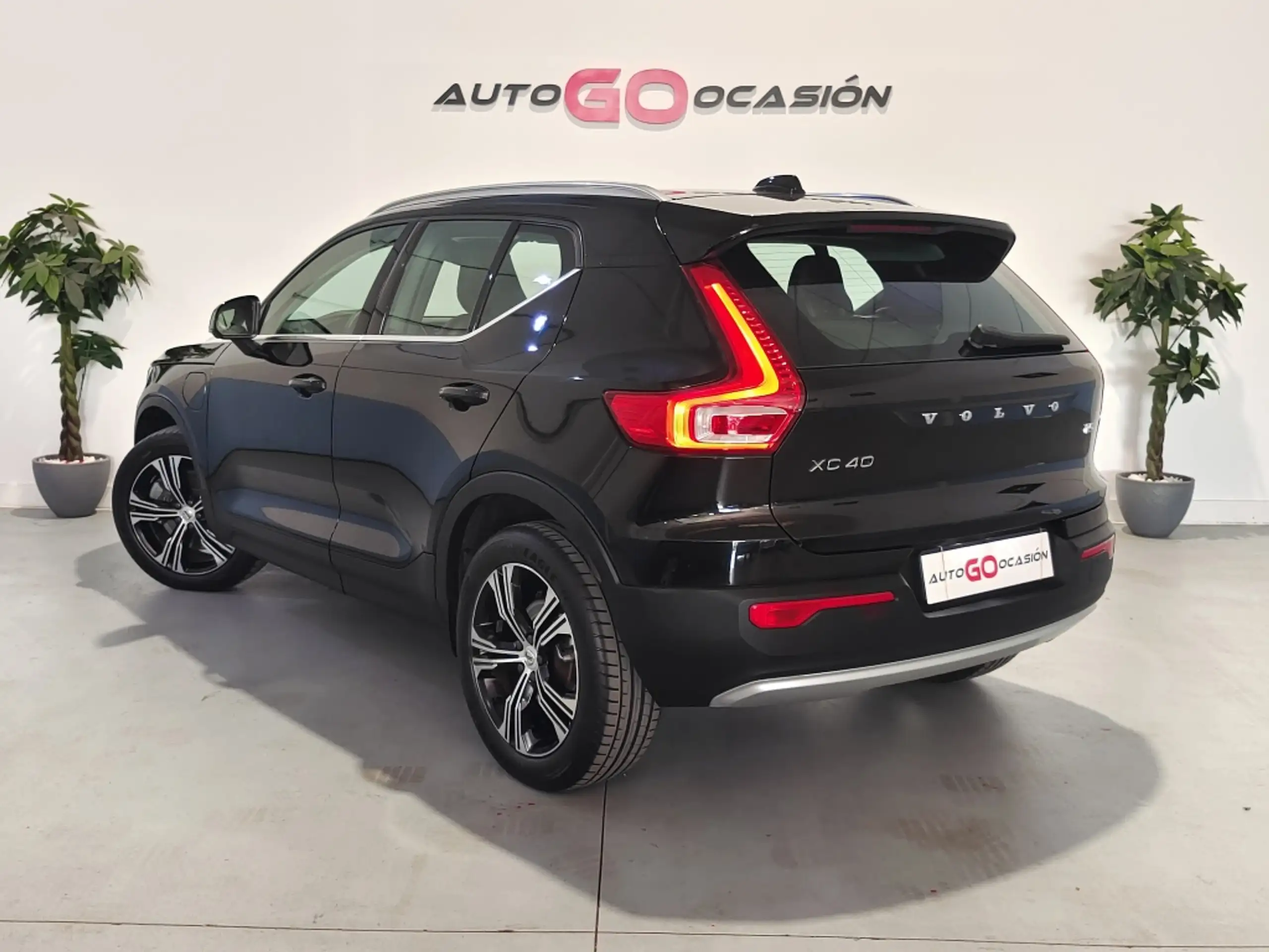 Volvo - XC40